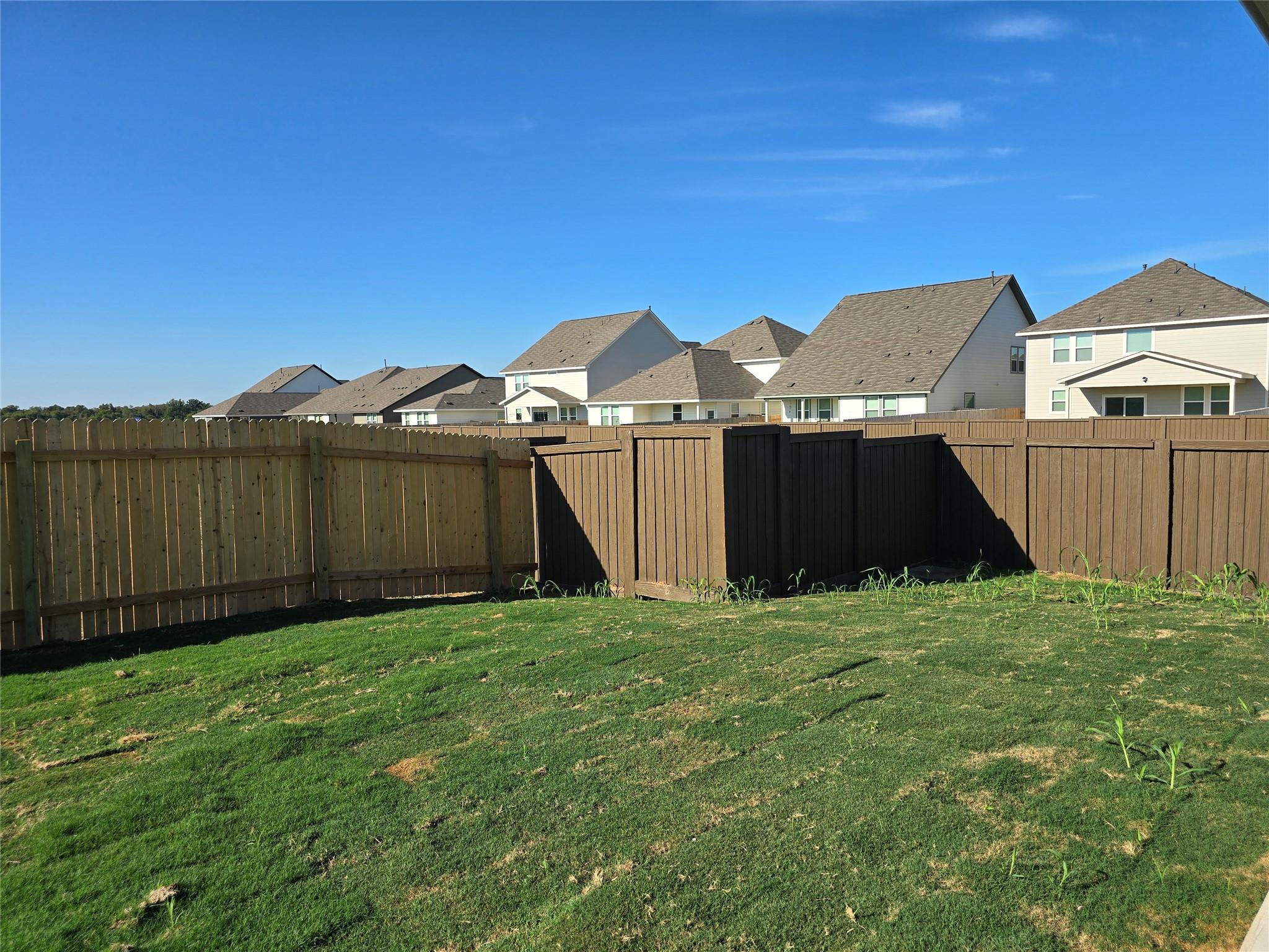 100 Fox Haven Rd, Hutto, TX 78634