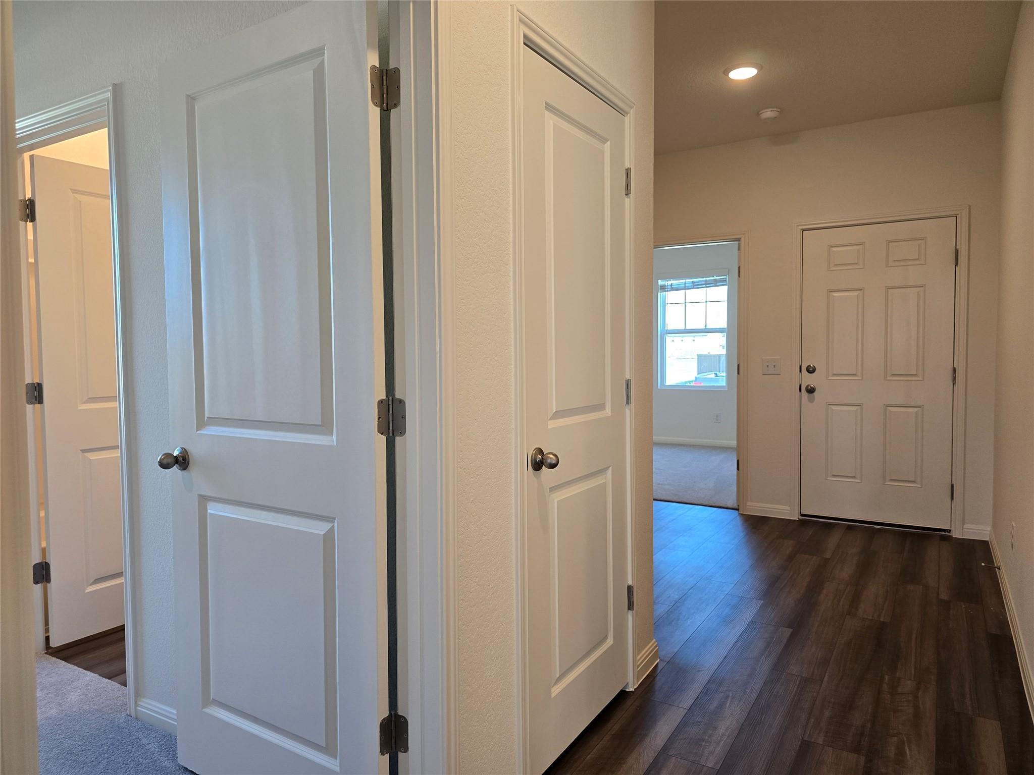 100 Fox Haven Rd, Hutto, TX 78634