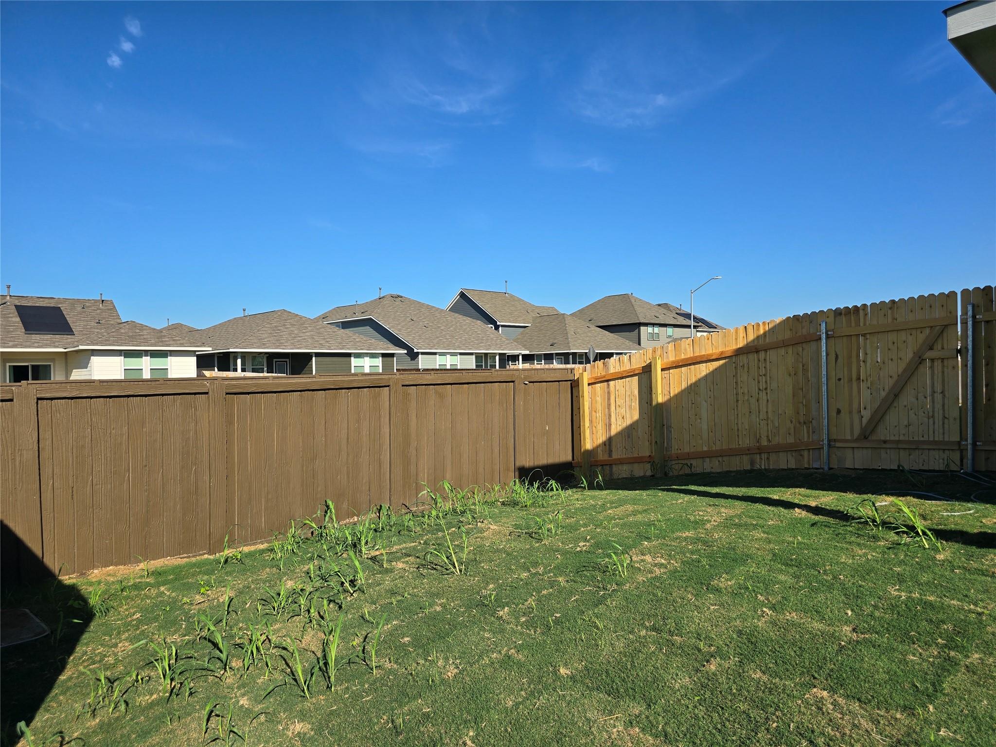 100 Fox Haven Rd, Hutto, TX 78634