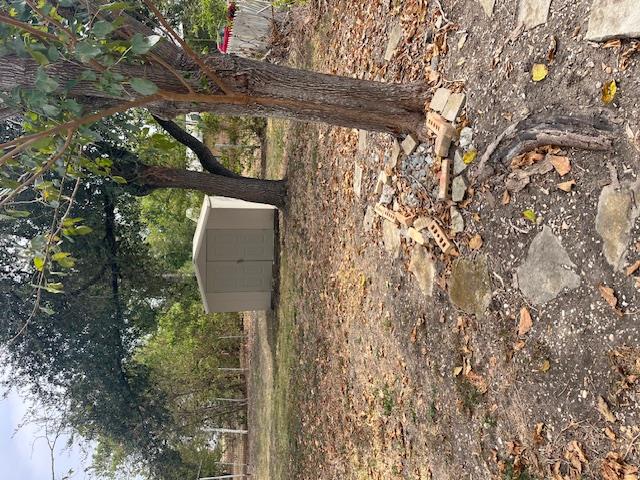 204 Oscar St, Taylor, TX 76574