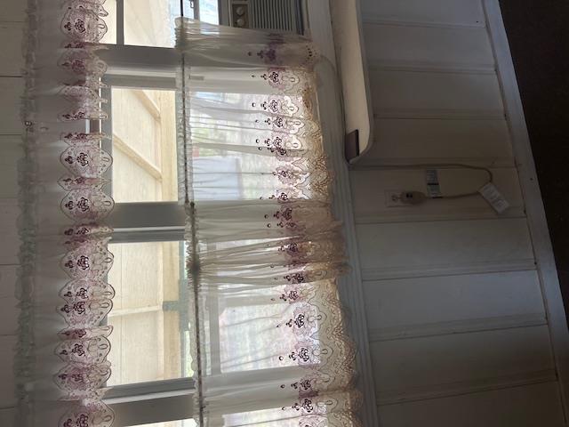 204 Oscar St, Taylor, TX 76574