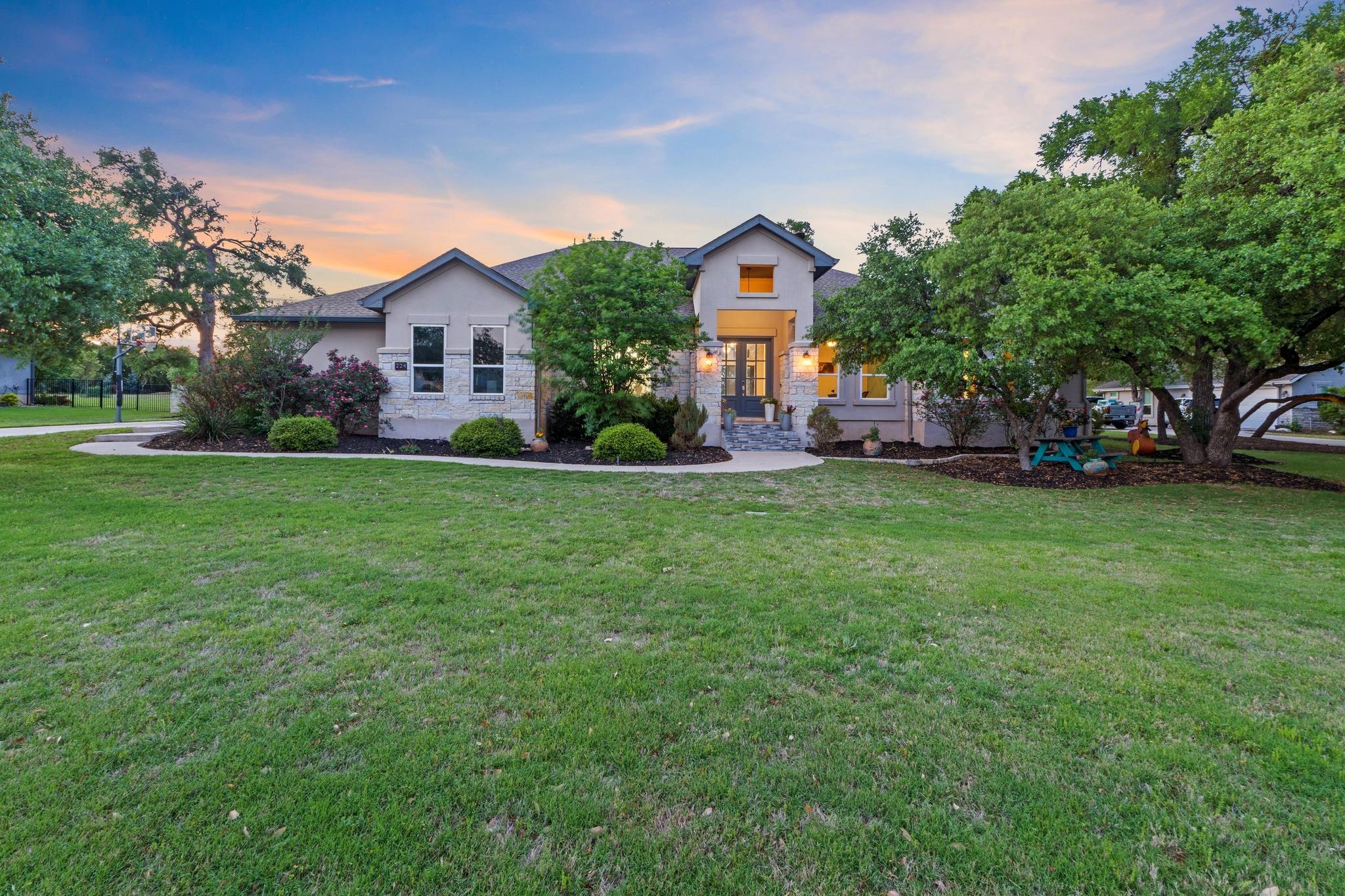 224 Highland Oaks, Leander, TX 78641