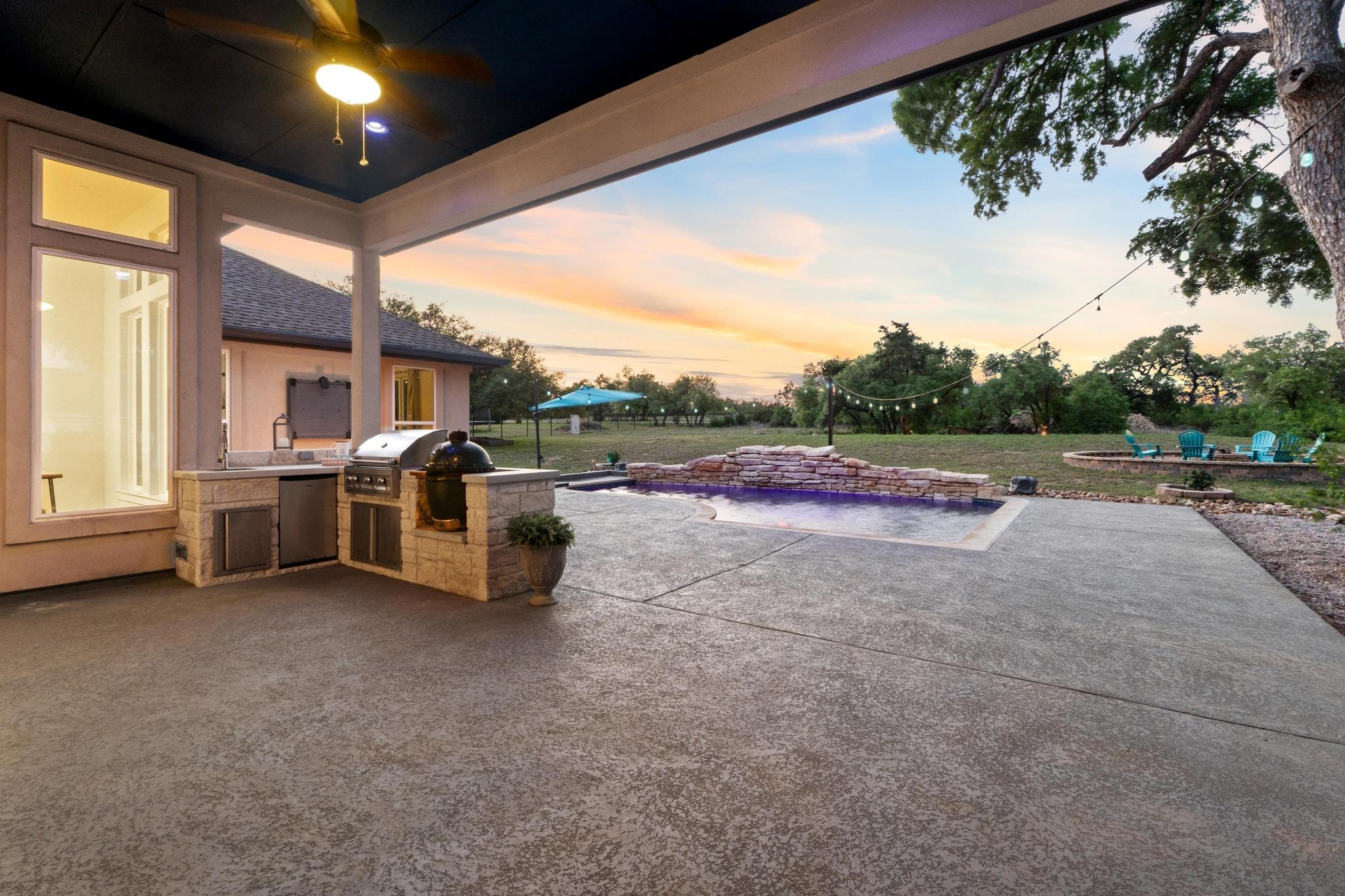 224 Highland Oaks, Leander, TX 78641