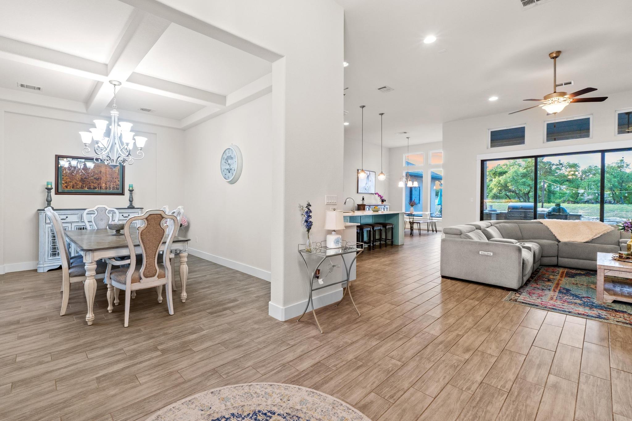 224 Highland Oaks, Leander, TX 78641