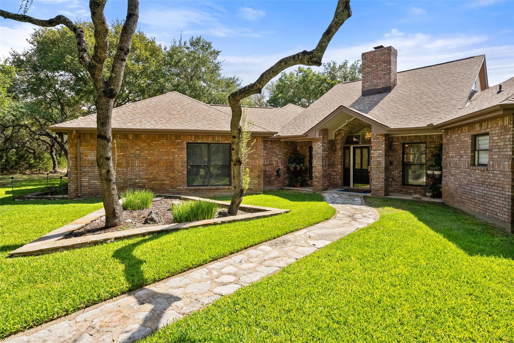 1071 Fieldstone Dr, New Braunfels, TX 78132