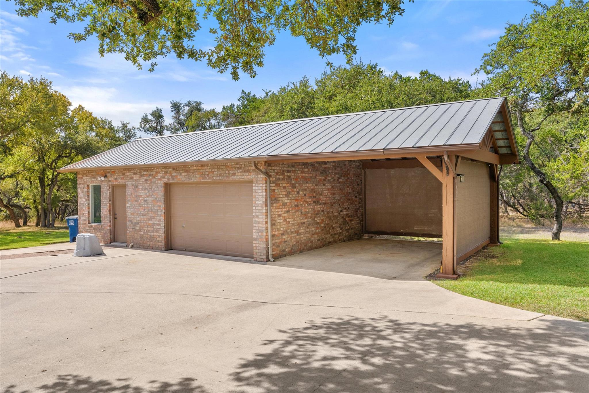 1071 Fieldstone Dr, New Braunfels, TX 78132