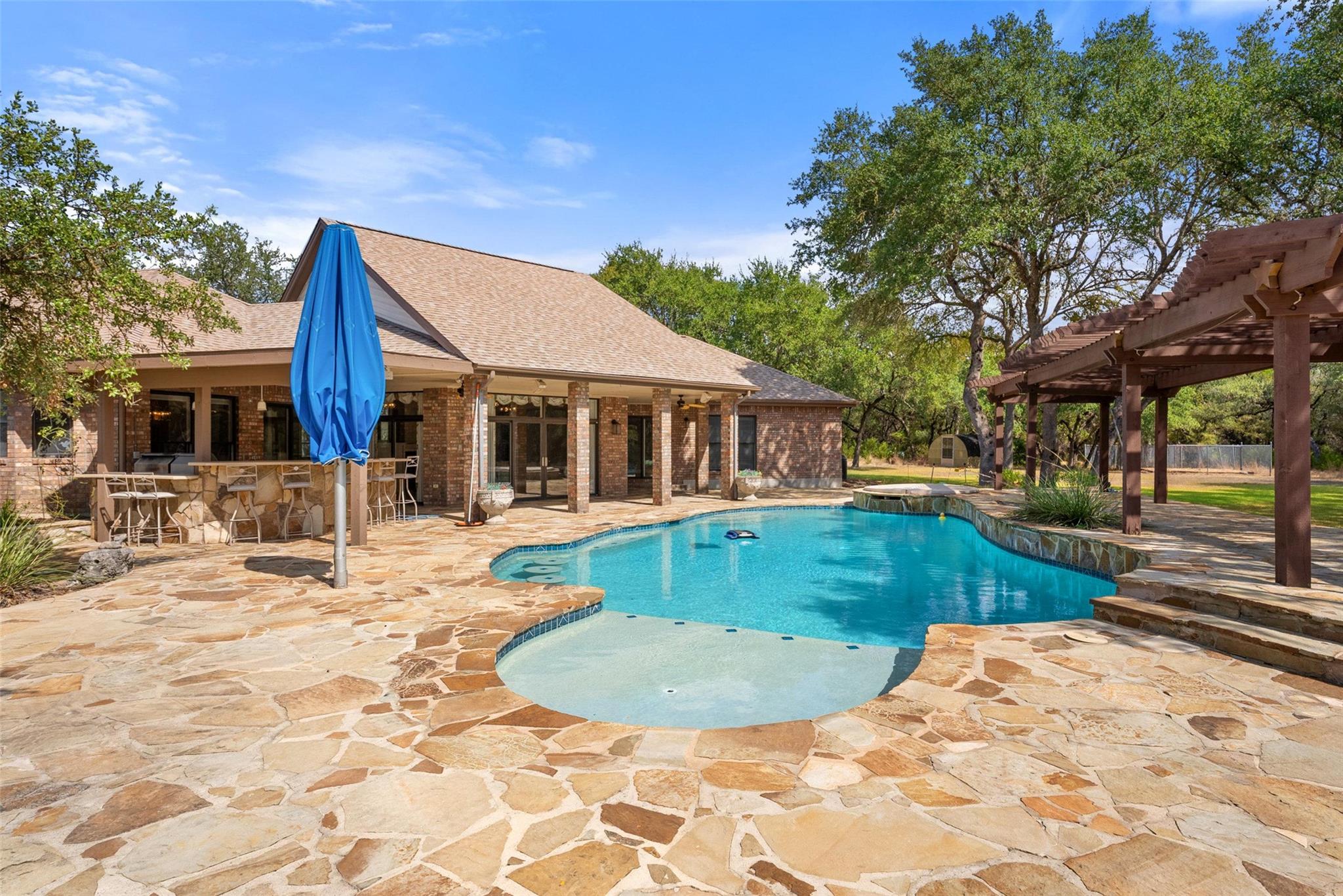 1071 Fieldstone Dr, New Braunfels, TX 78132