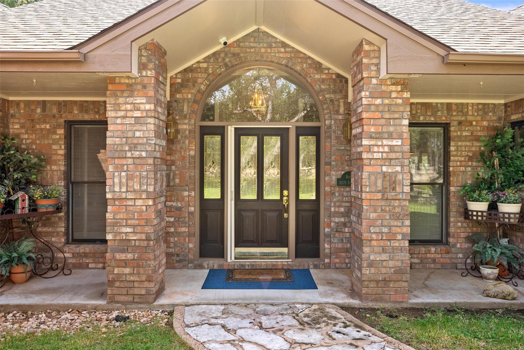 1071 Fieldstone Dr, New Braunfels, TX 78132