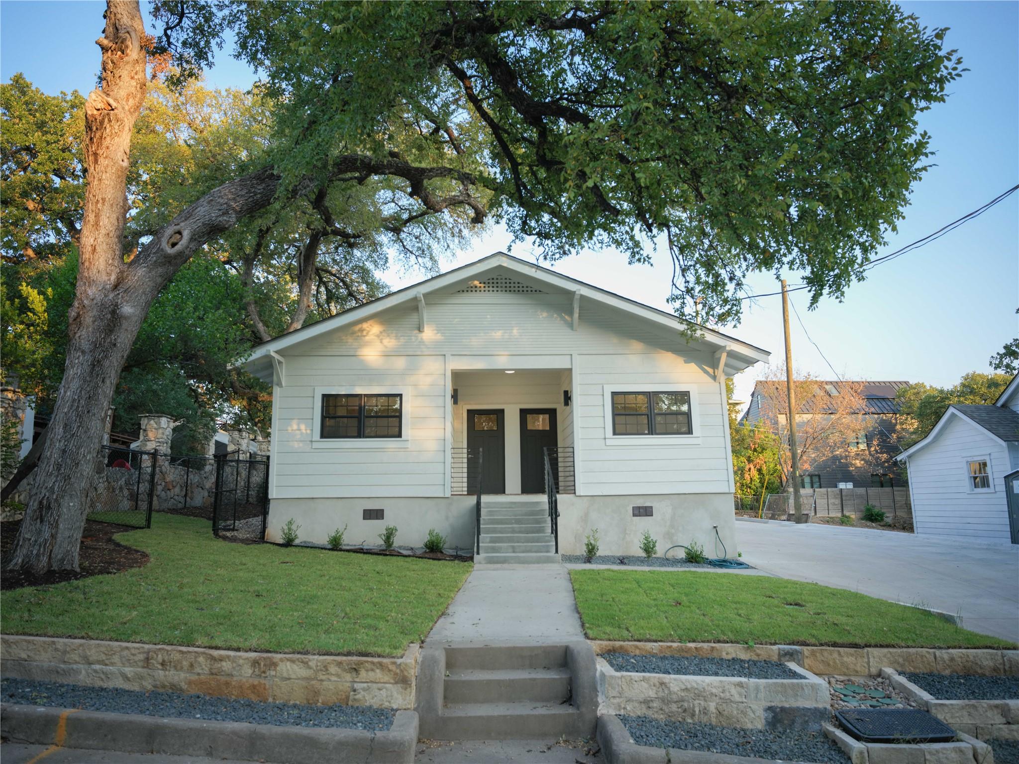 803 Oakland Ave # B, Austin, TX 78703