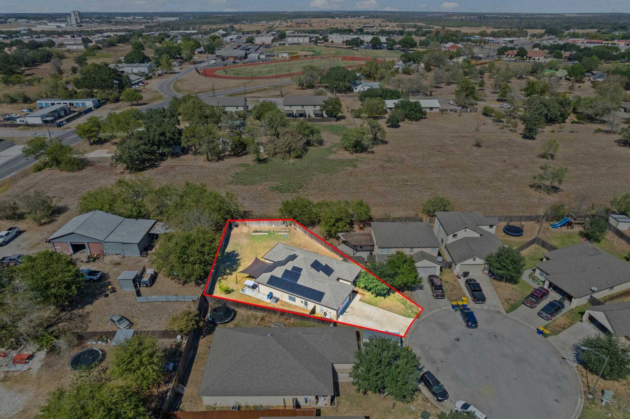 1315 Lantana Ct, Gonzales, TX 78629