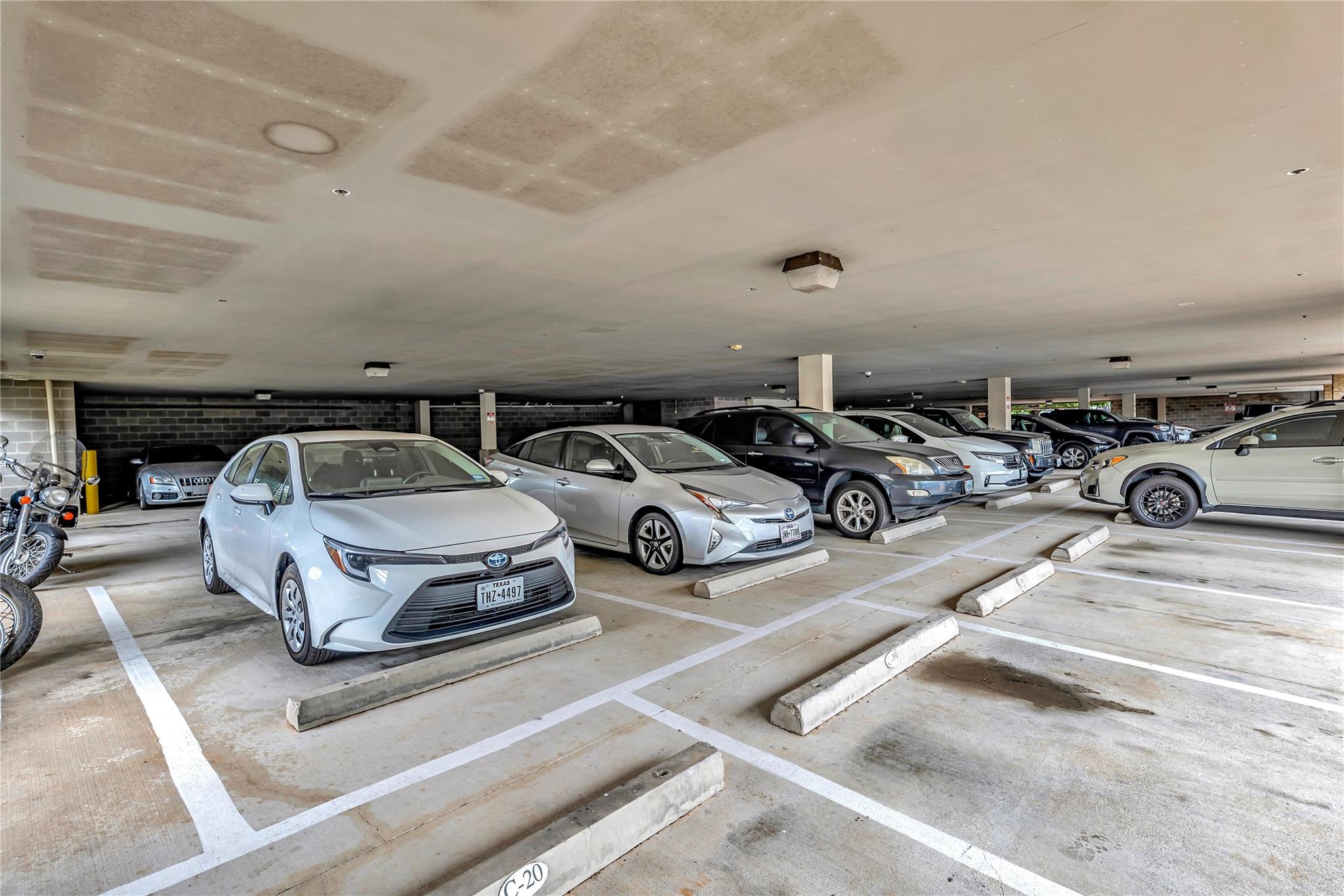 2124 E 6th St # 305, Austin, TX 78702