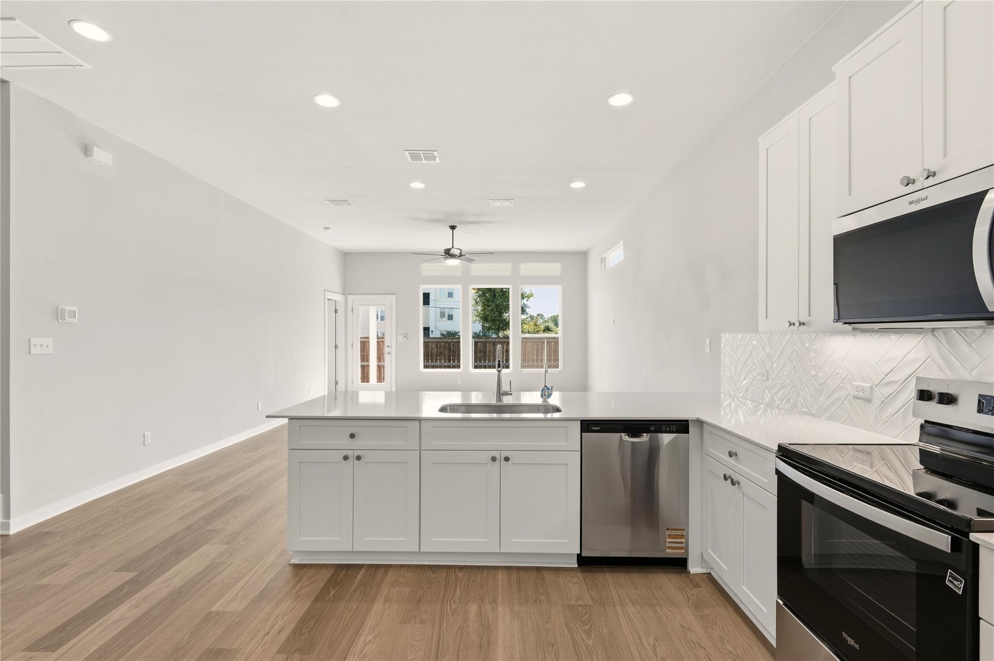 2206 Luna Azul Vw # 78, Round Rock, TX 78664