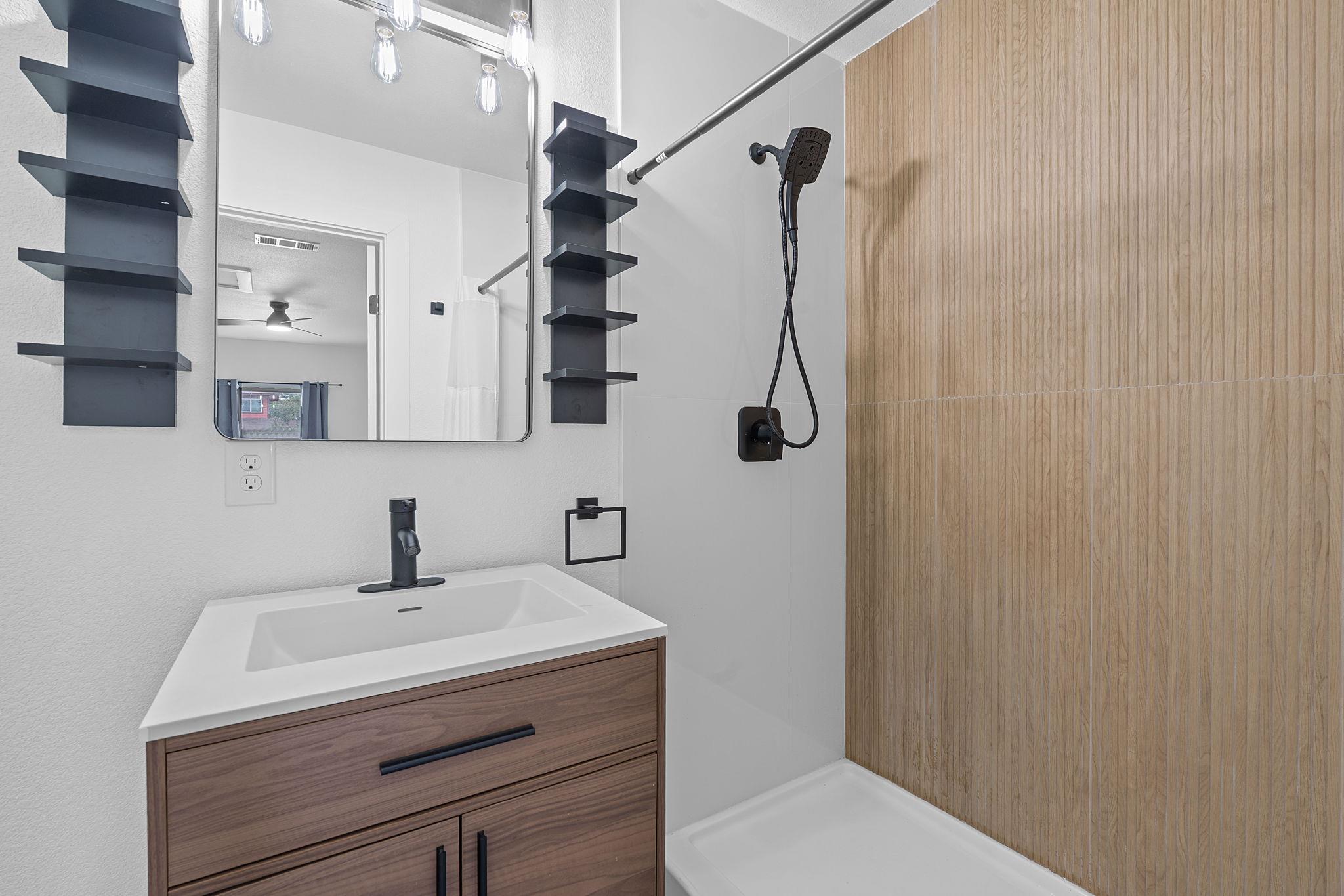 8706 Brookfield Dr, Austin, TX 78758