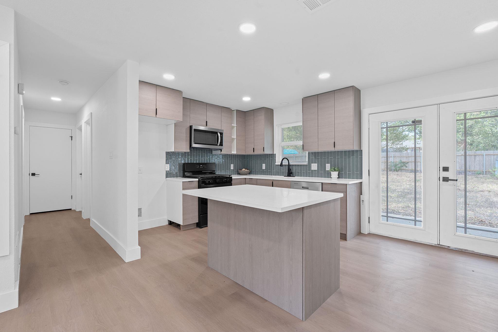 8706 Brookfield Dr, Austin, TX 78758