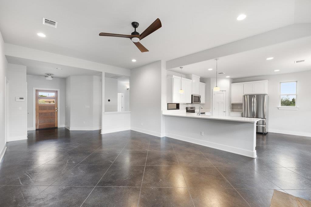 10006 George Hill Dr, Dripping Springs, TX 78620