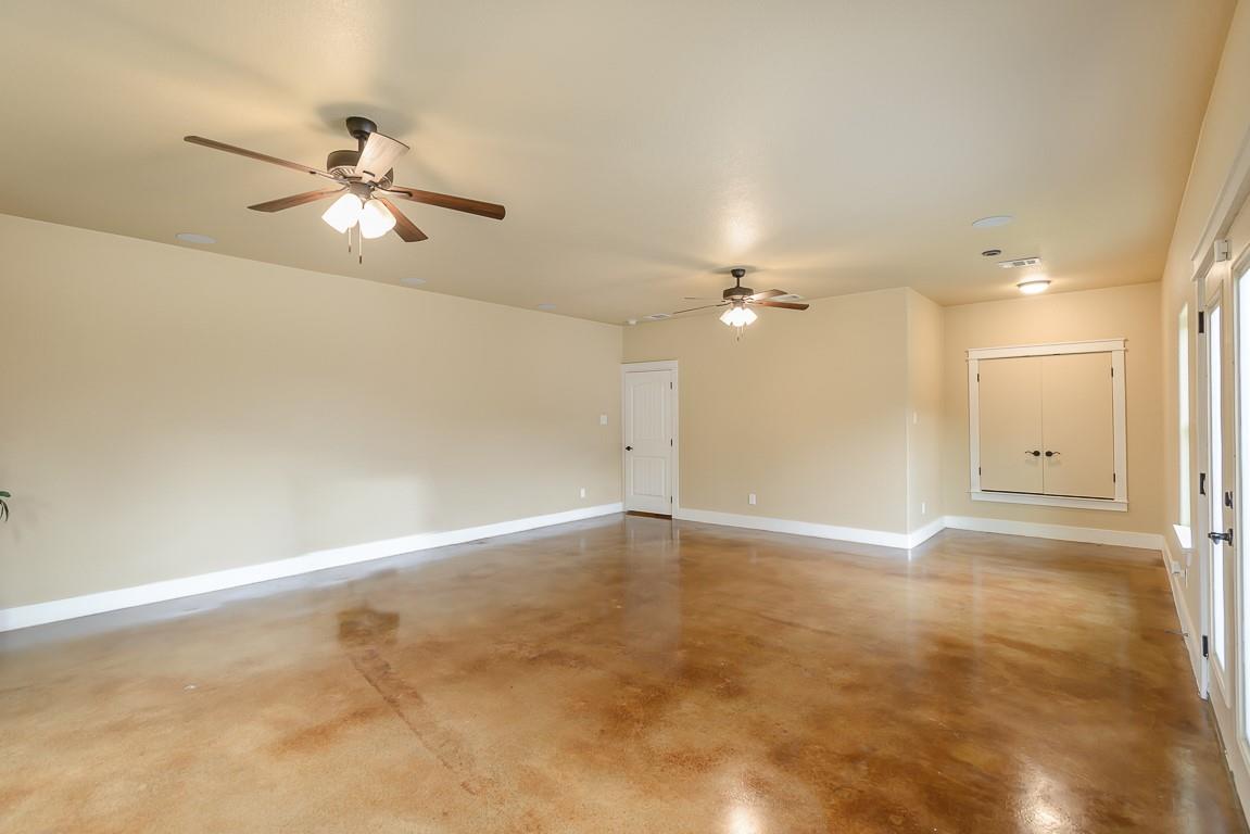 123 Hard Bargain Dr, Gatesville, TX 76528