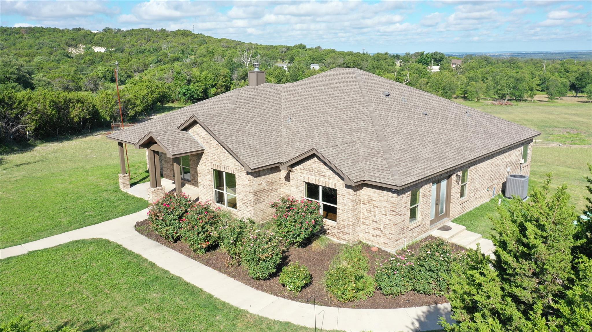 123 Hard Bargain Dr, Gatesville, TX 76528
