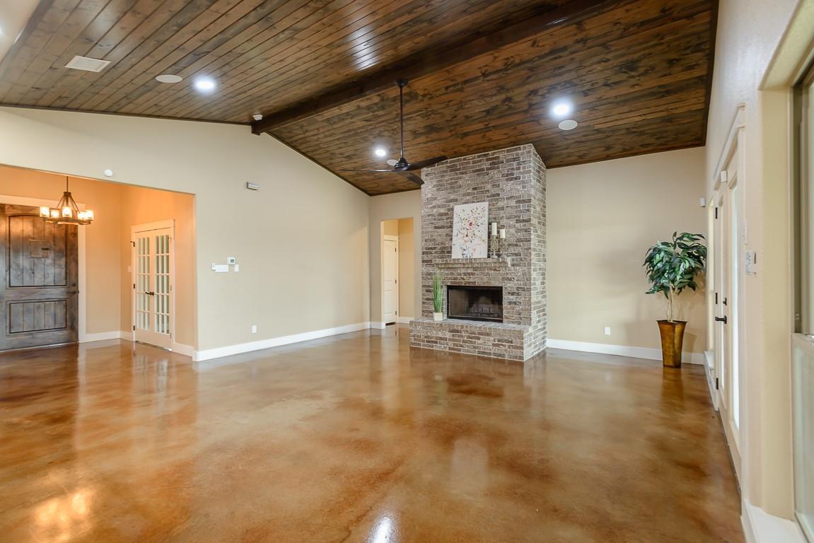 123 Hard Bargain Dr, Gatesville, TX 76528