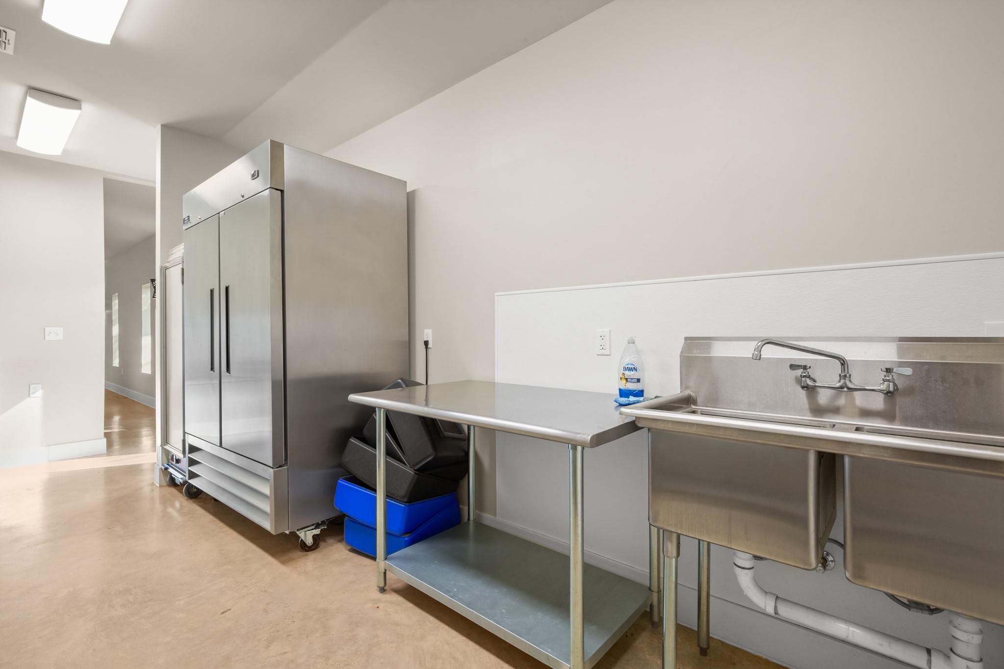 601 Sandy Point Rd, Wimberley, TX 78676