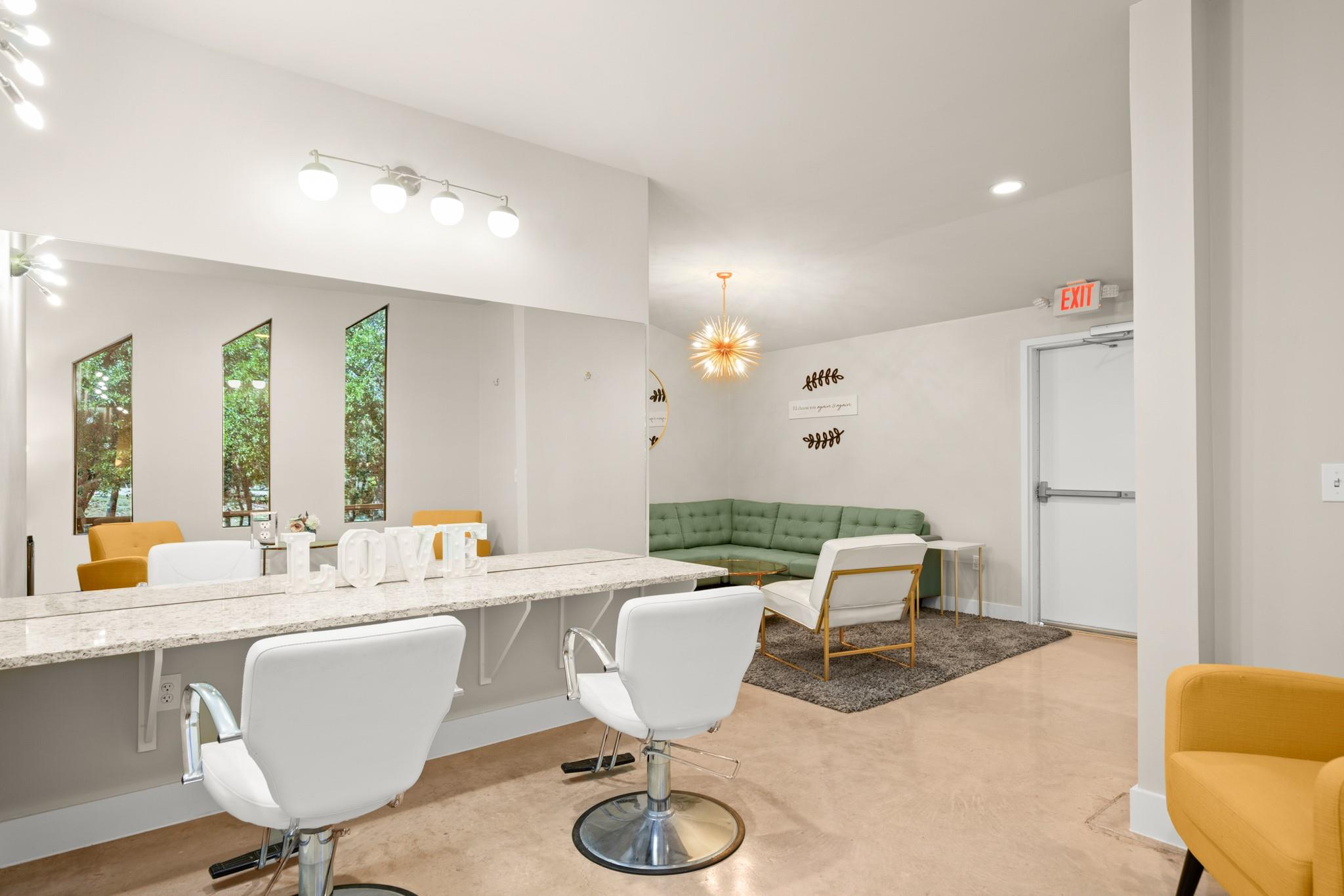 601 Sandy Point Rd, Wimberley, TX 78676