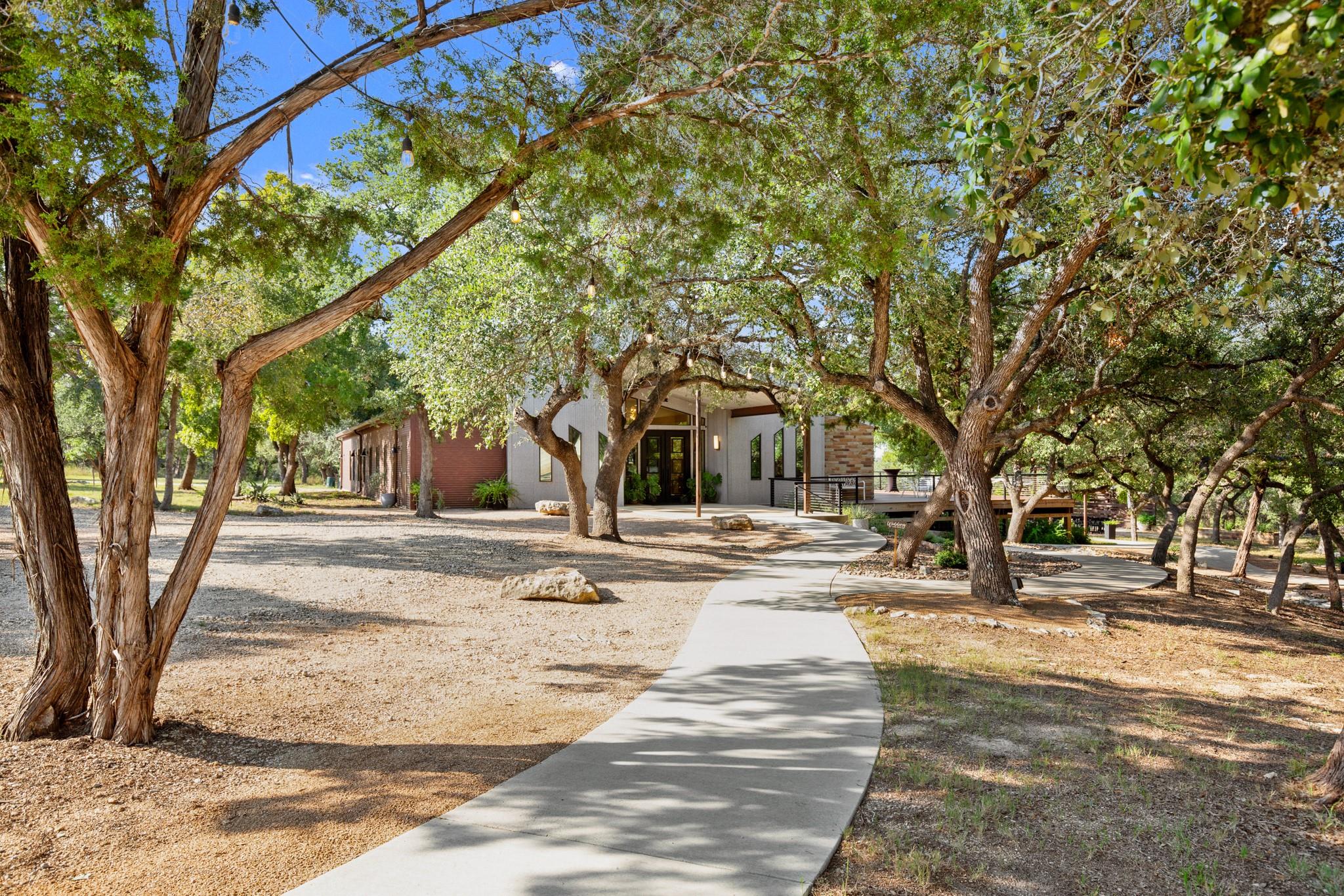 601 Sandy Point Rd, Wimberley, TX 78676
