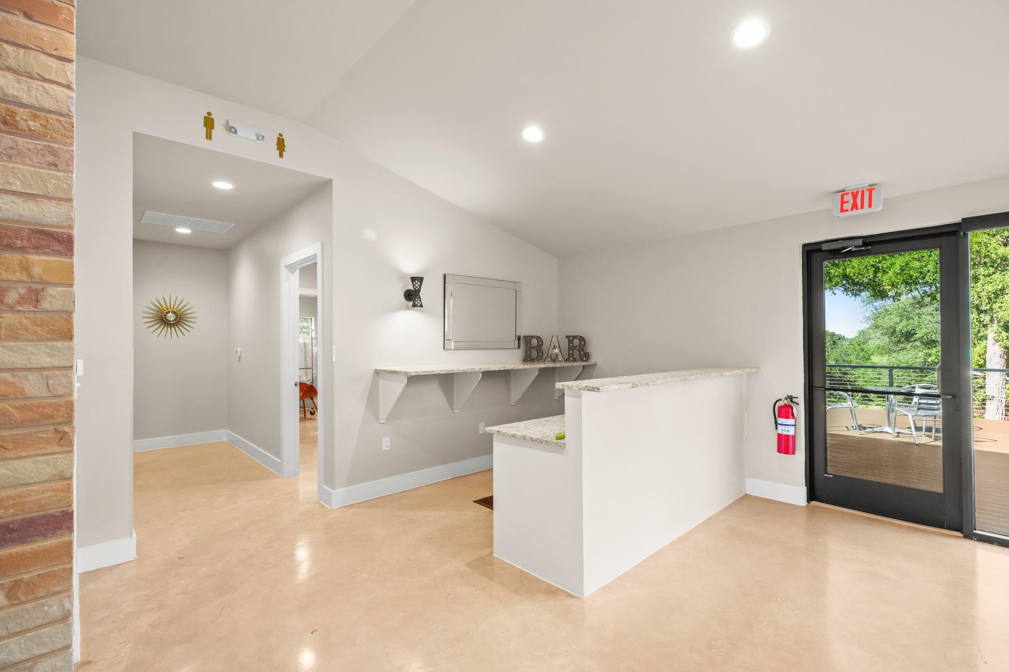 601 Sandy Point Rd, Wimberley, TX 78676