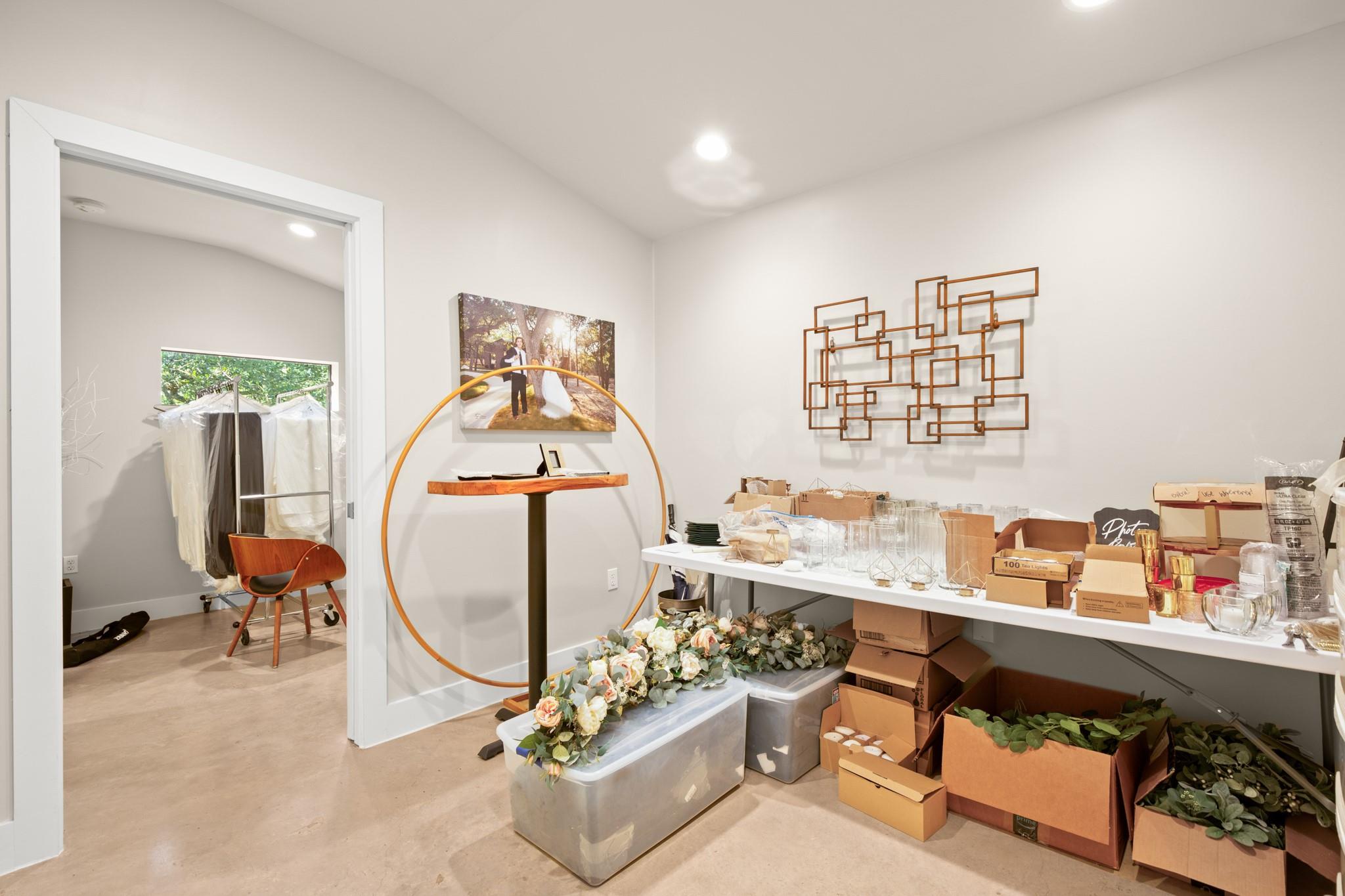 601 Sandy Point Rd, Wimberley, TX 78676