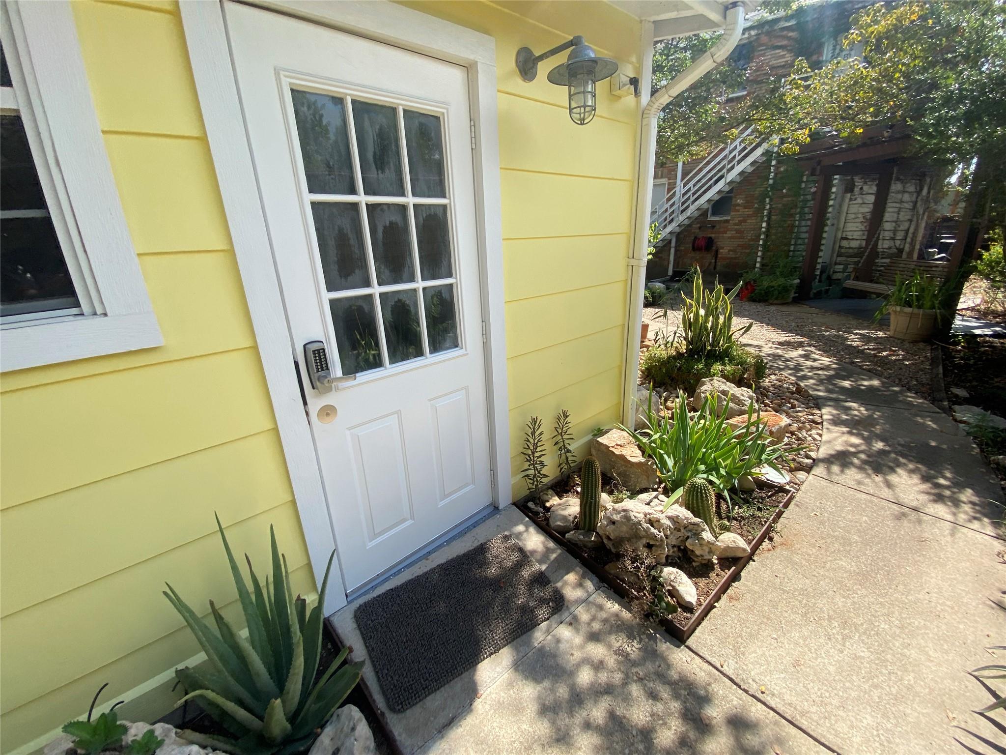 1404 W 12th St # C, Austin, TX 78703