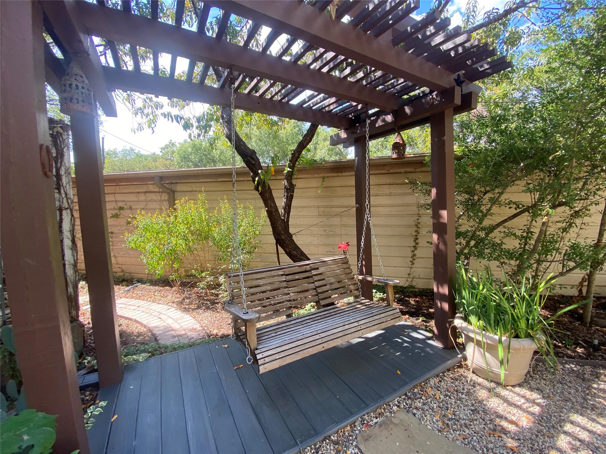 1404 W 12th St # C, Austin, TX 78703