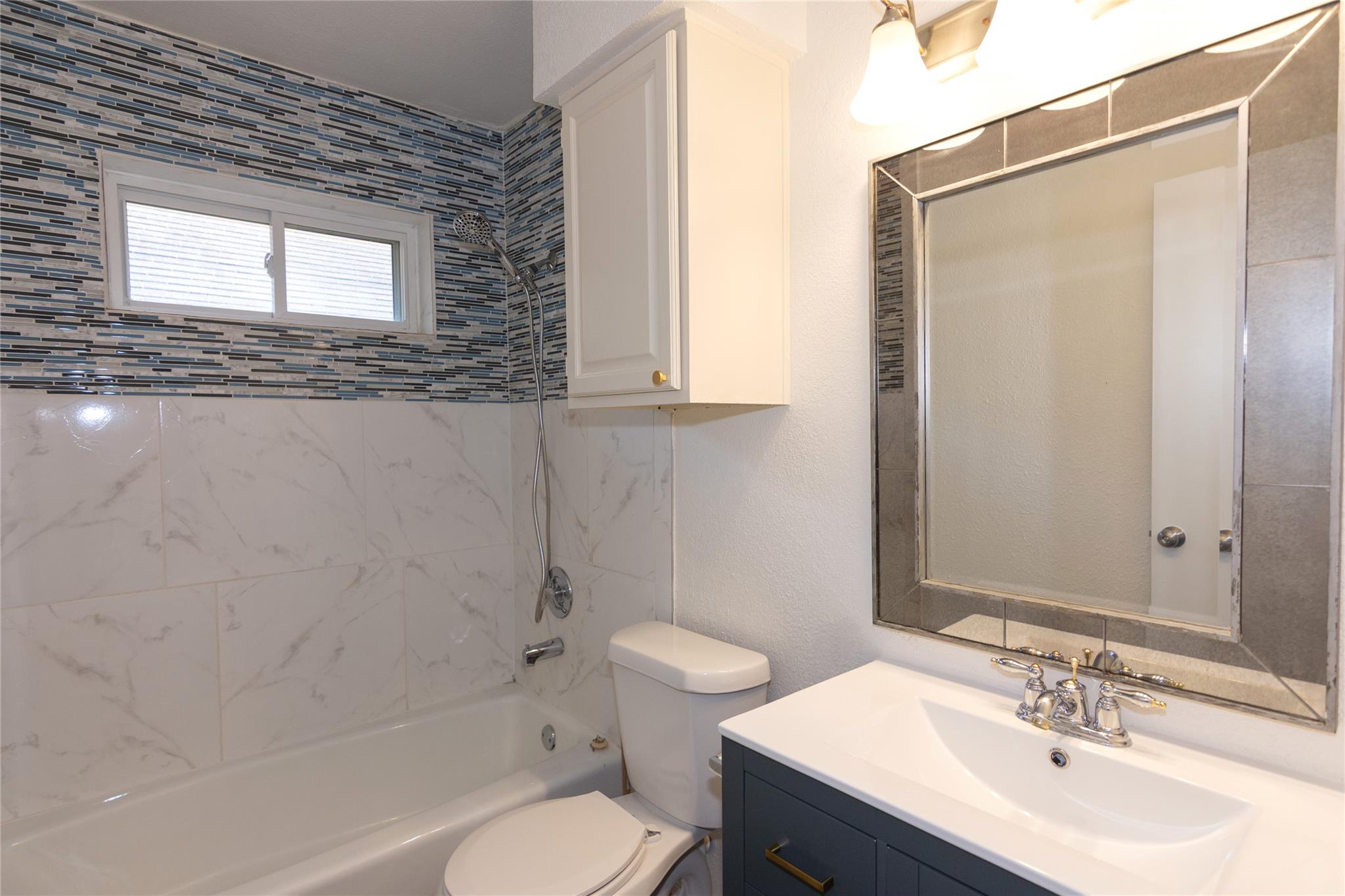 1704 Old Mill Rd, Cedar Park, TX 78613