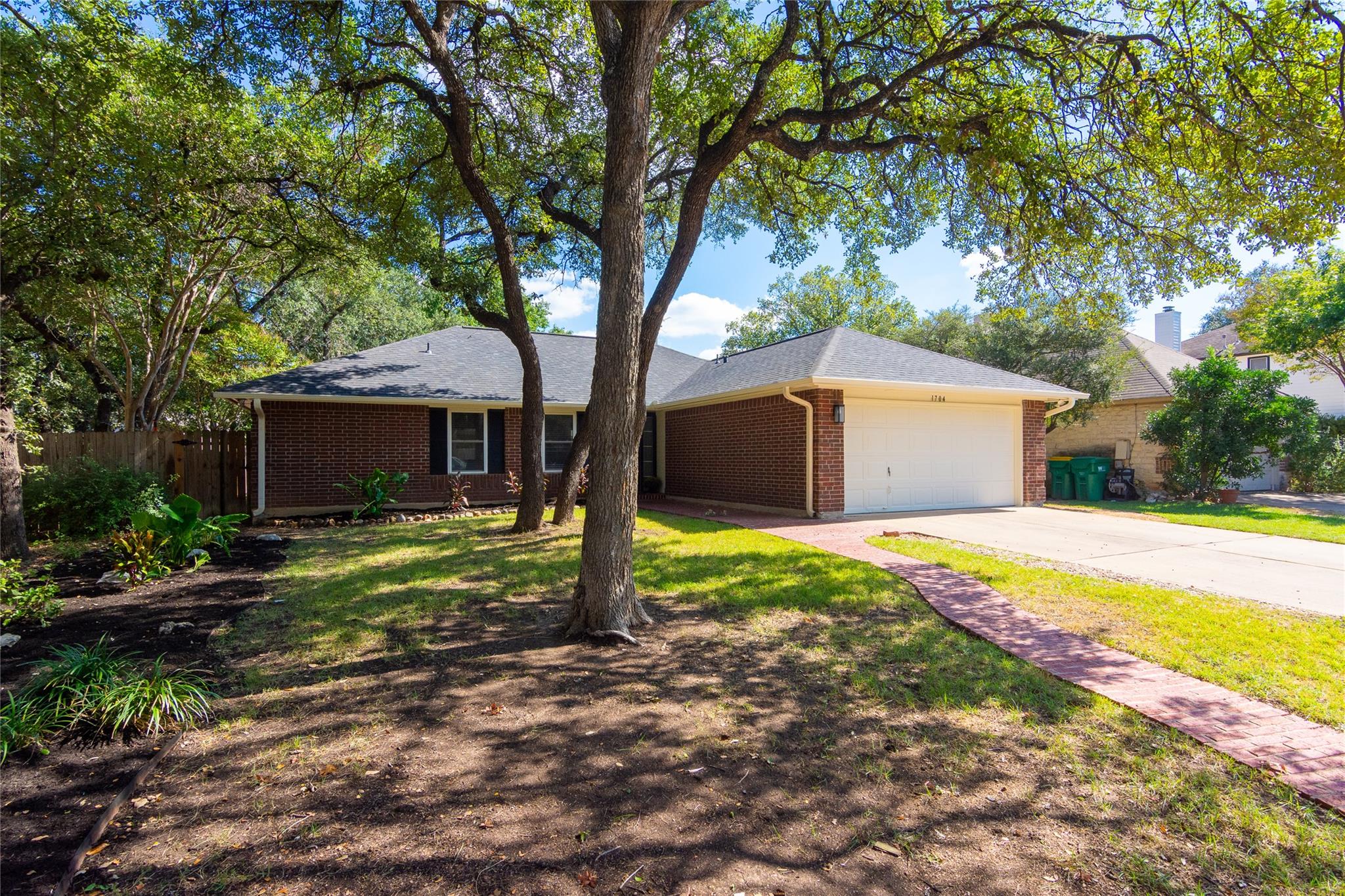 1704 Old Mill Rd, Cedar Park, TX 78613
