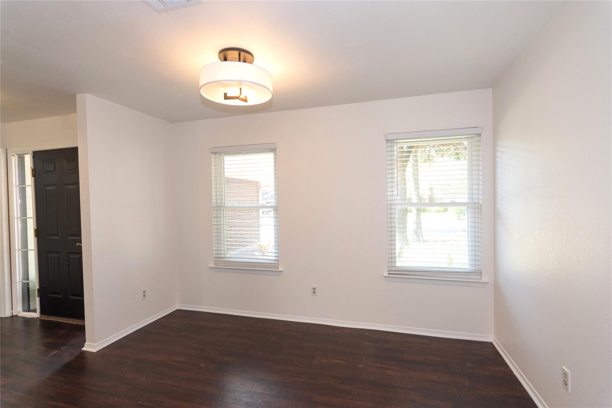 1704 Old Mill Rd, Cedar Park, TX 78613