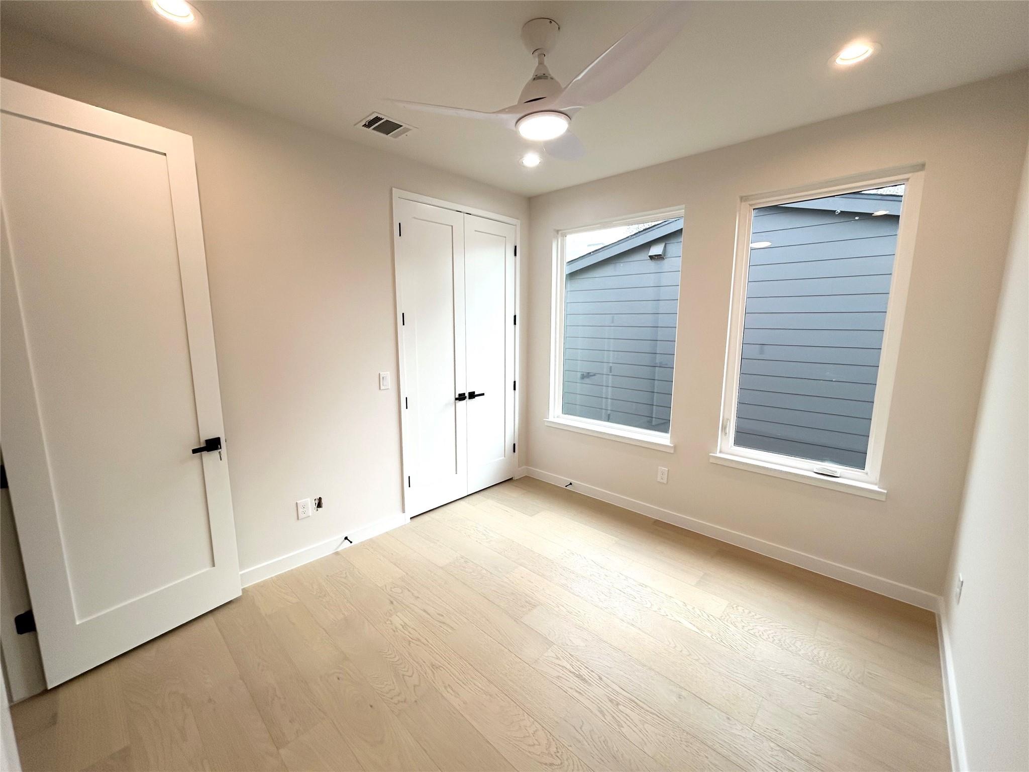 4324 Airport Blvd # B, Austin, TX 78722