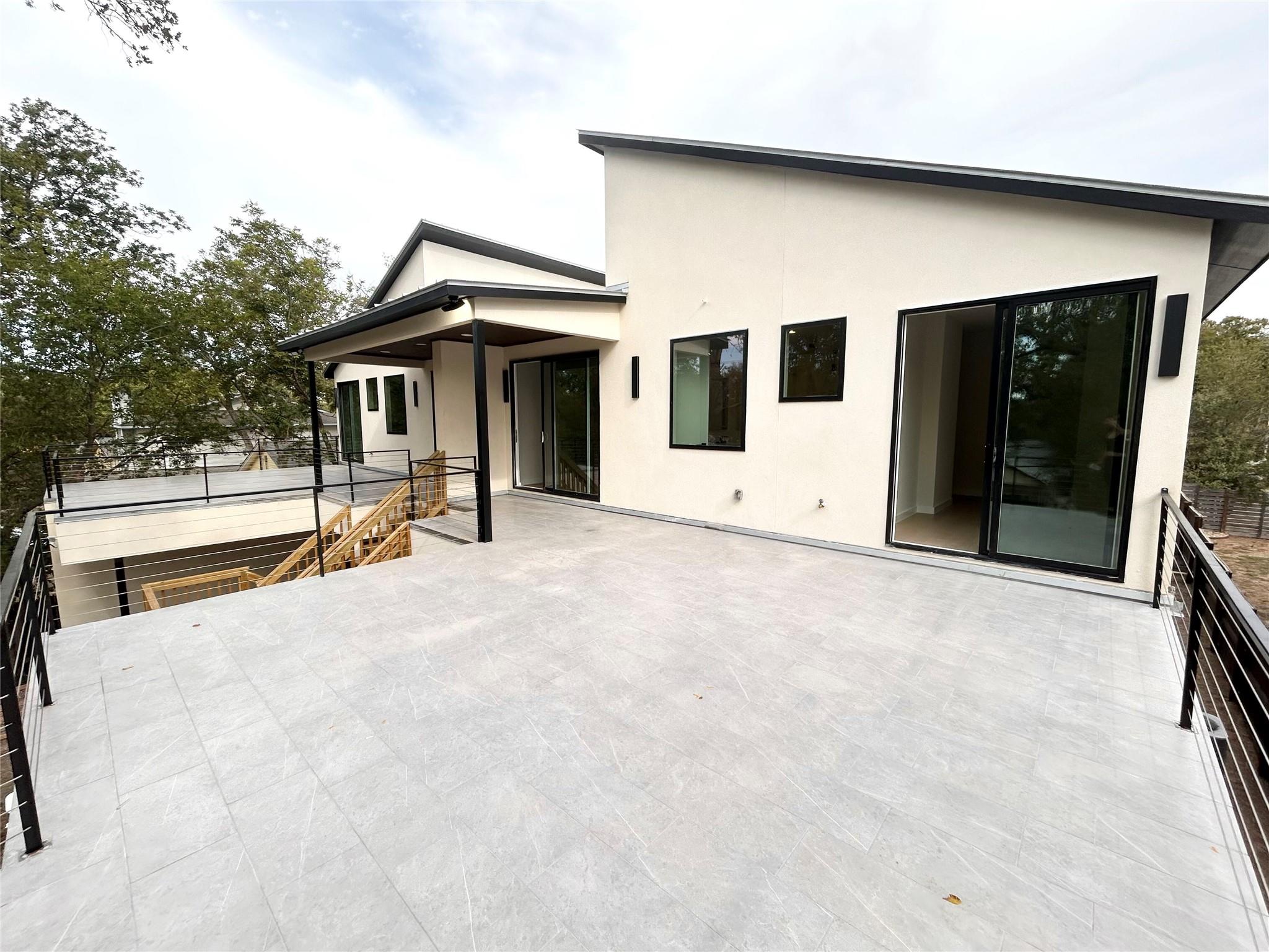 4324 Airport Blvd # B, Austin, TX 78722