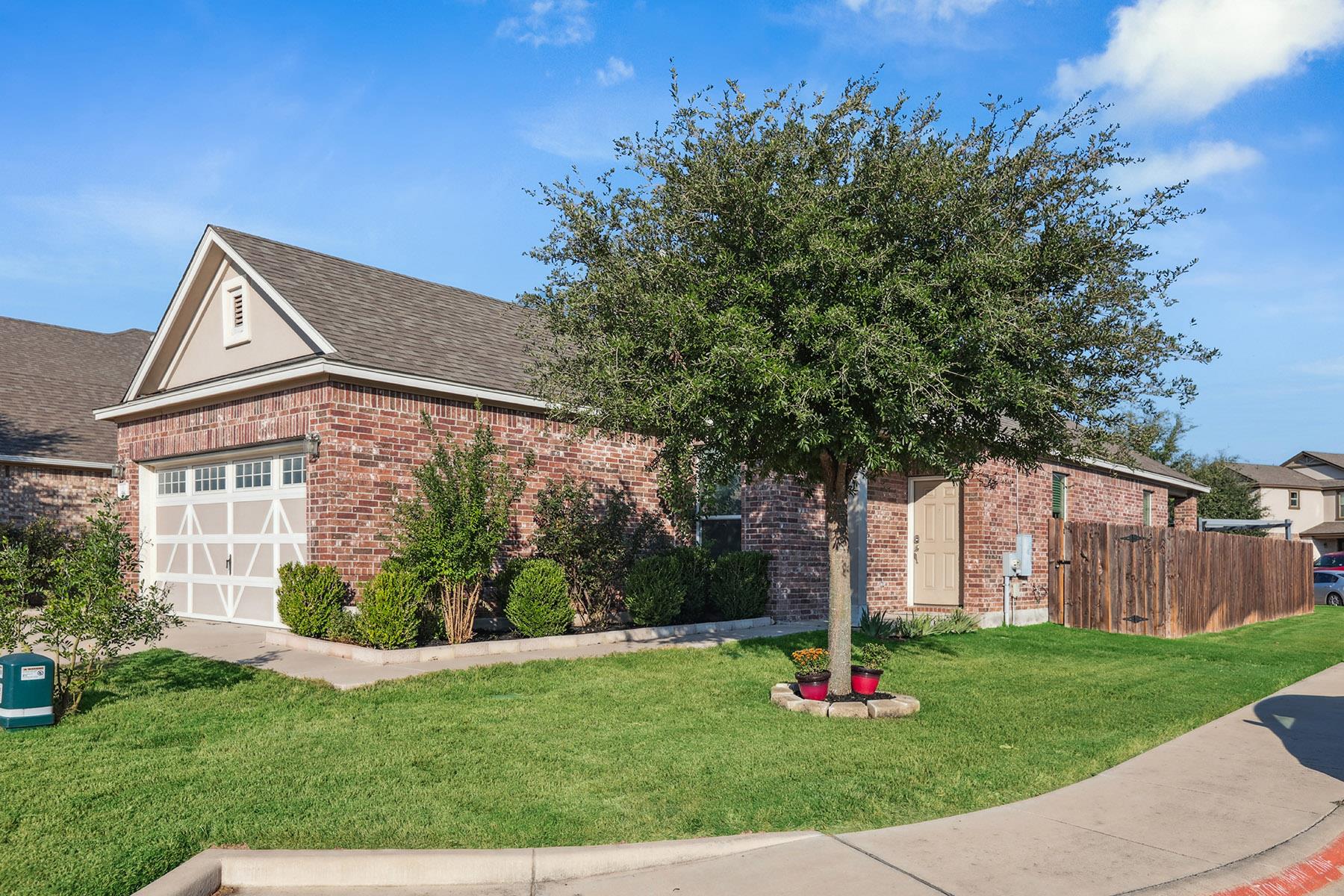 2950 E Old Settlers Blvd # 96, Round Rock, TX 78665