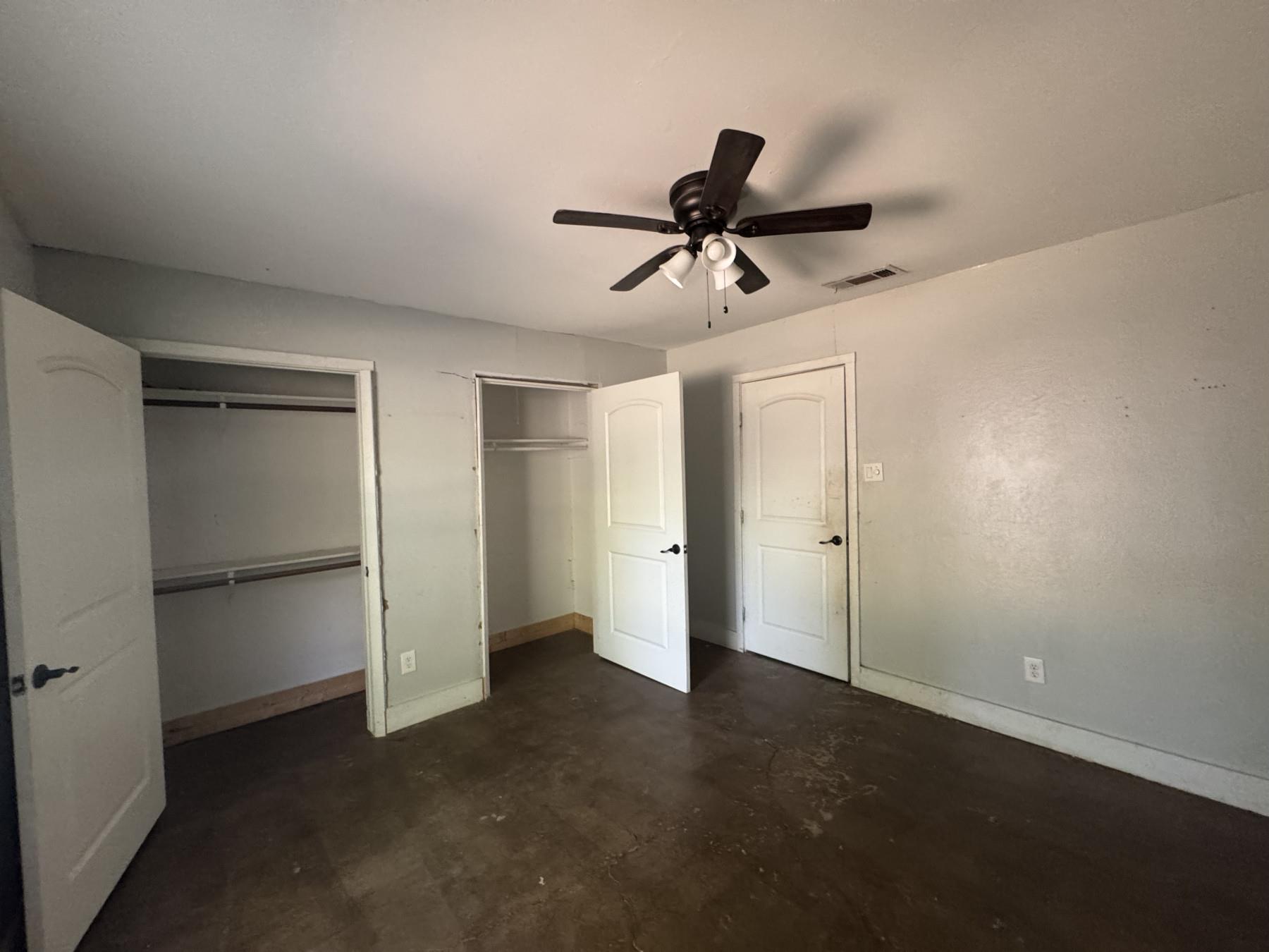 1516 E McLennan Ave, Mart, TX 76664