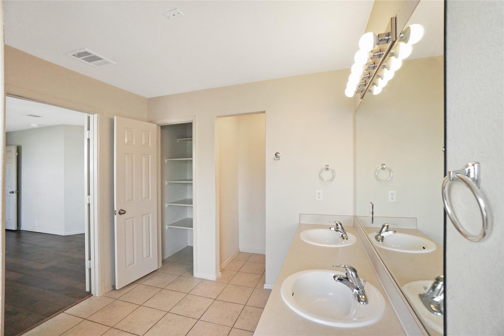 14400 Martial Eagle Dr, Elgin, TX 78621