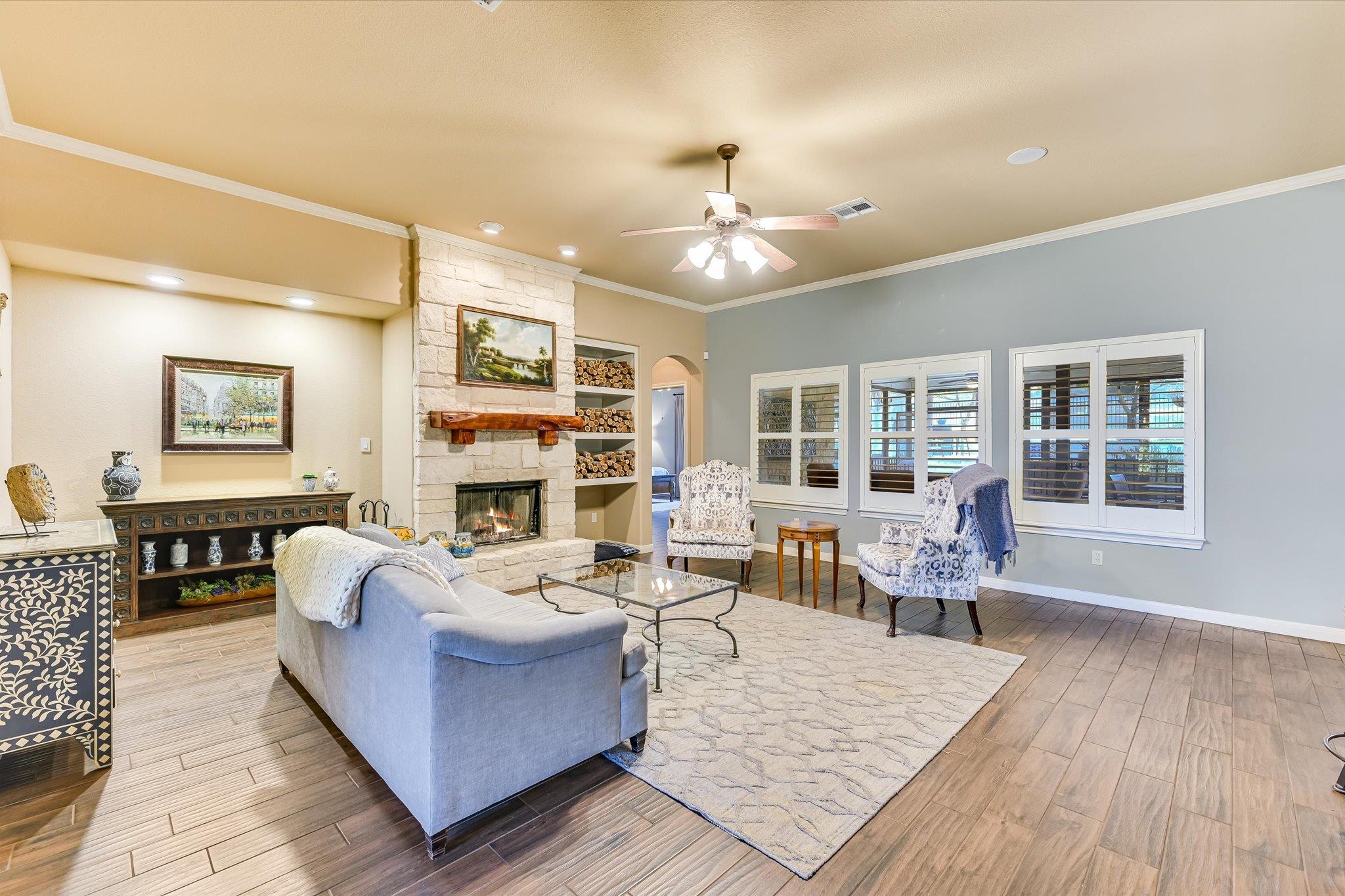 786 Ranchers Club Ln, Driftwood, TX 78619