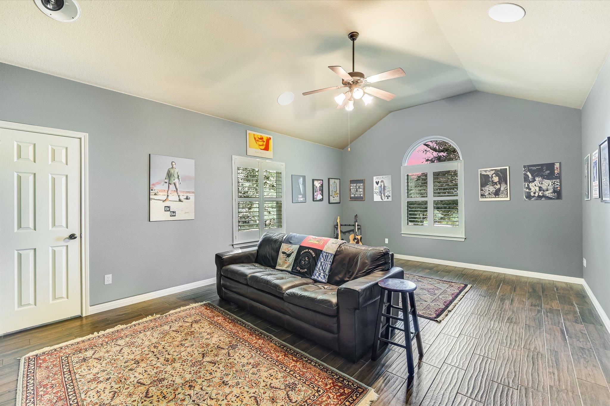 786 Ranchers Club Ln, Driftwood, TX 78619