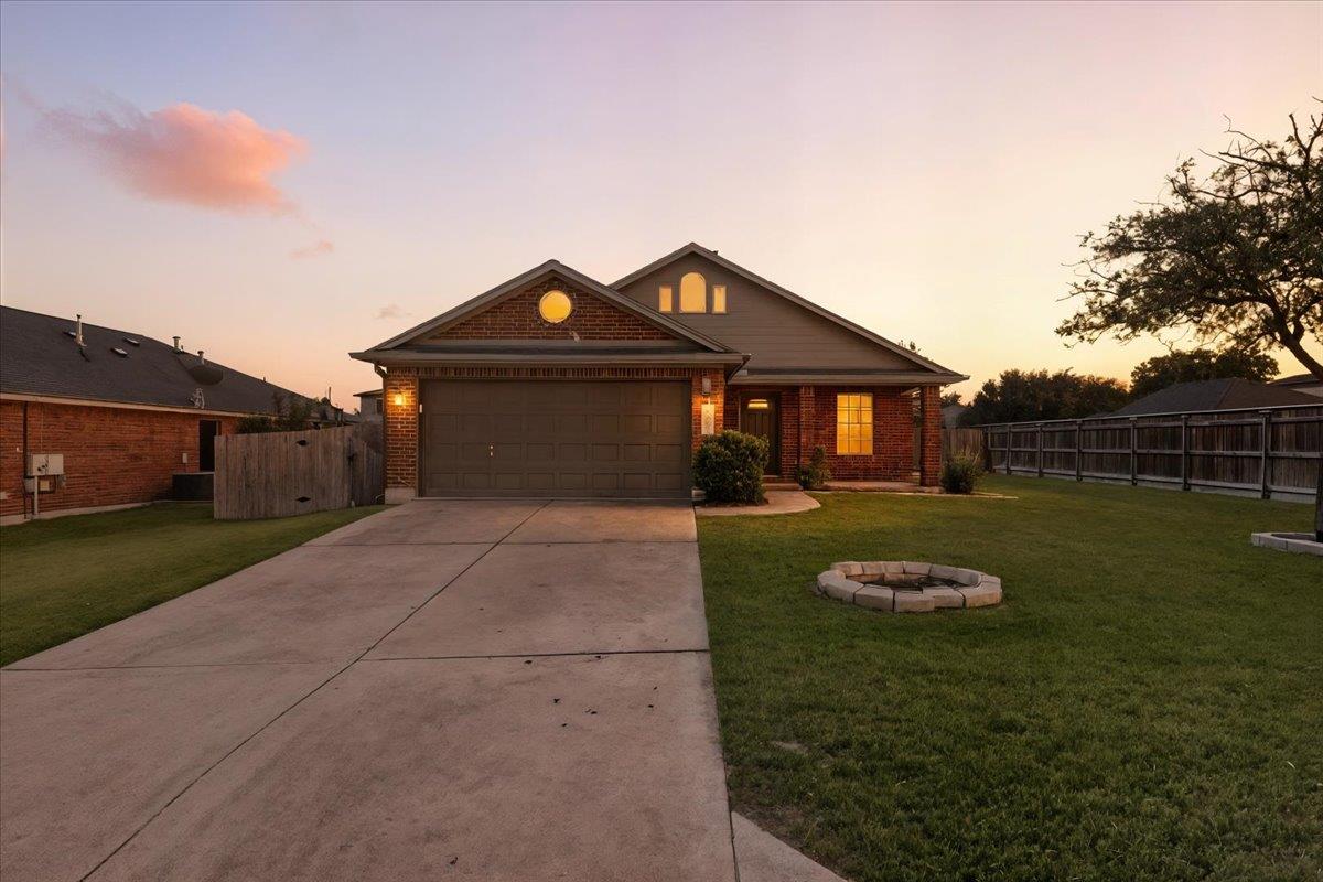 202 Ashbury Dr, Leander, TX 78641