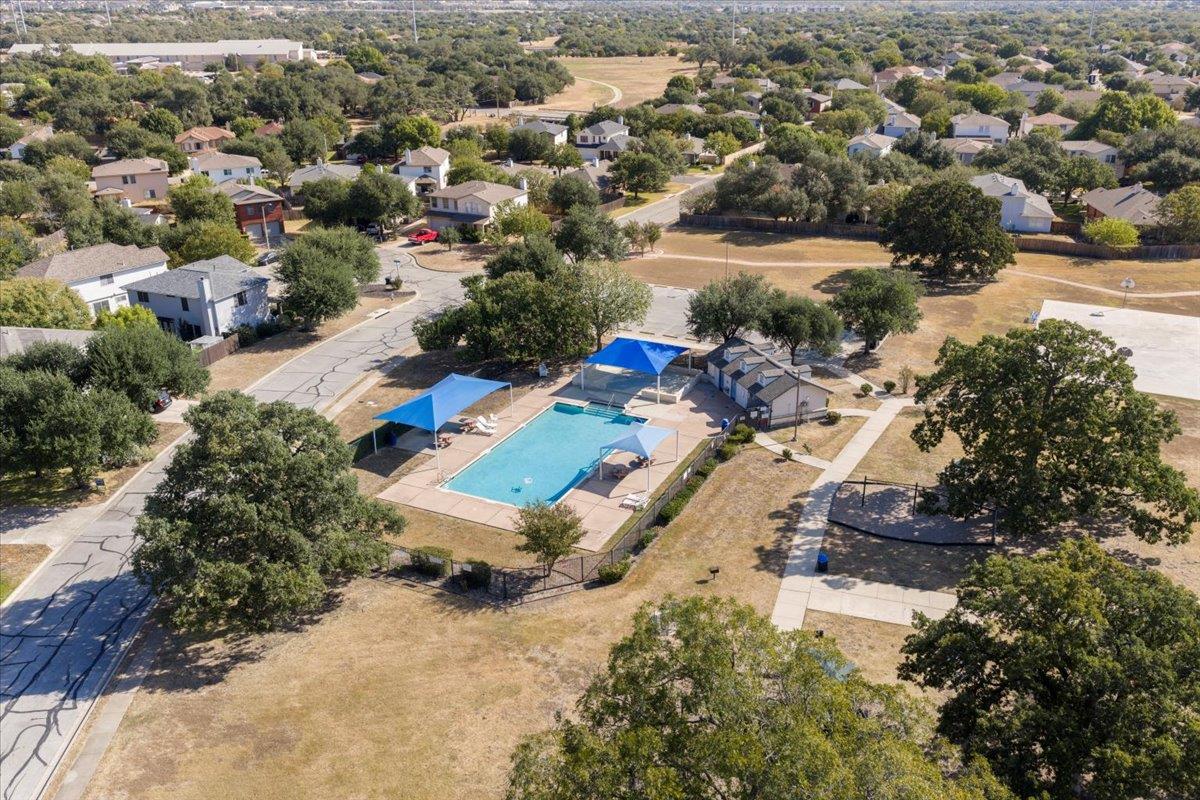 202 Ashbury Dr, Leander, TX 78641