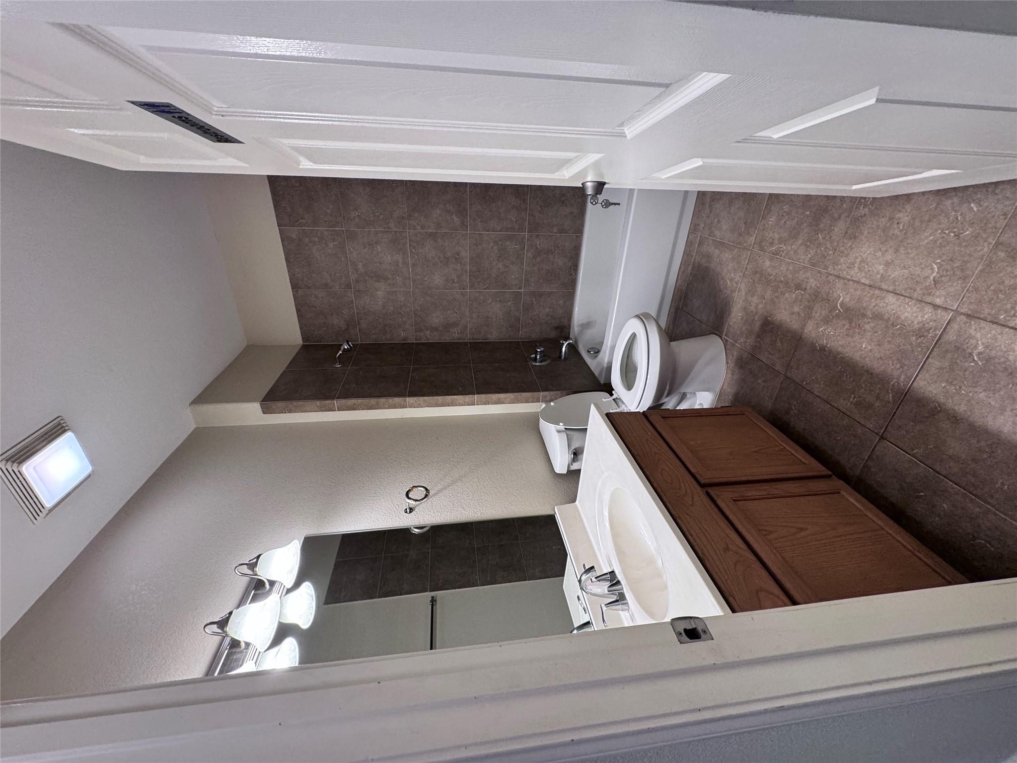 11202 Granados St, Laredo, TX 78045