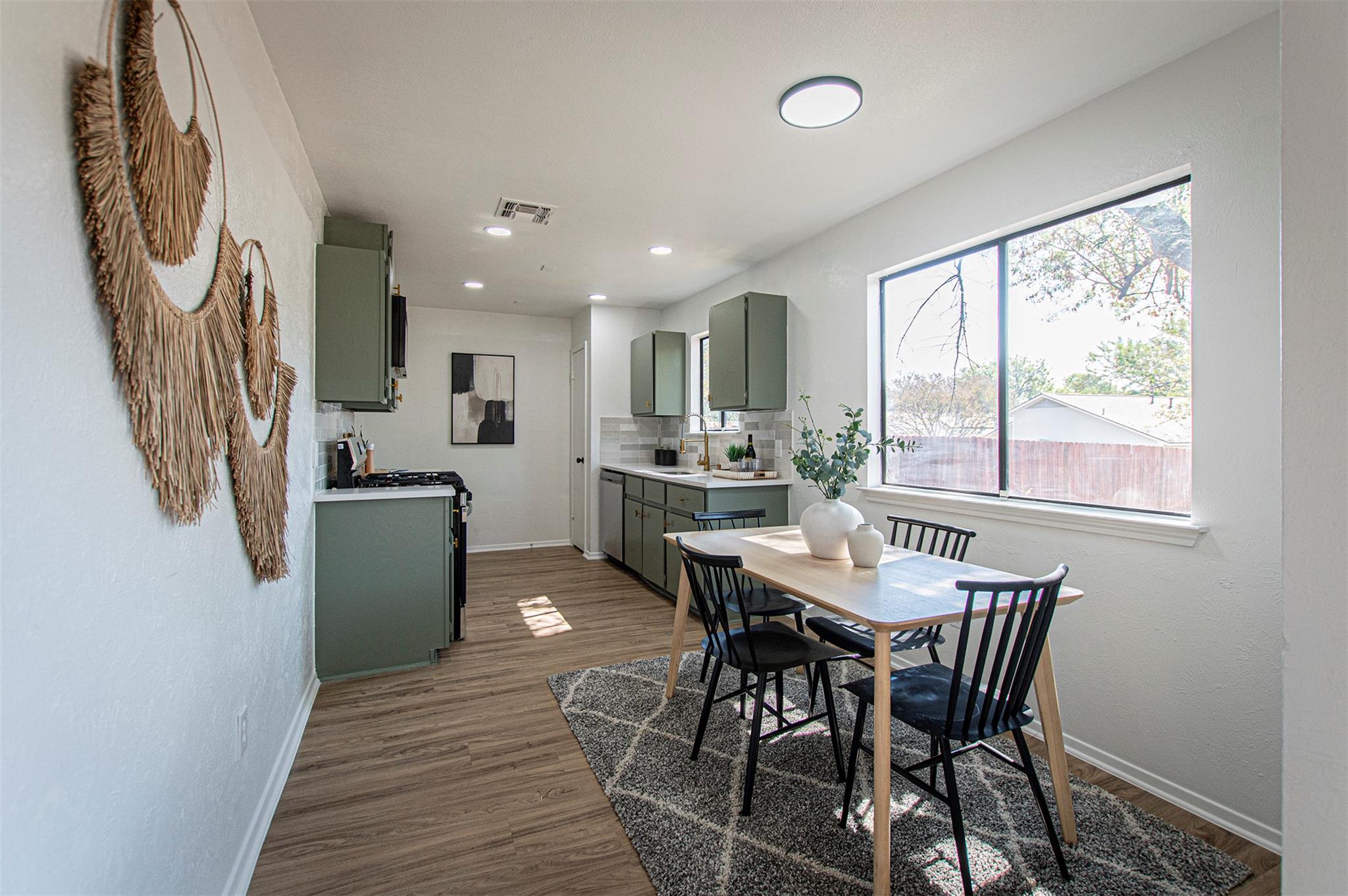 1305 Dominique Dr, Austin, TX 78753