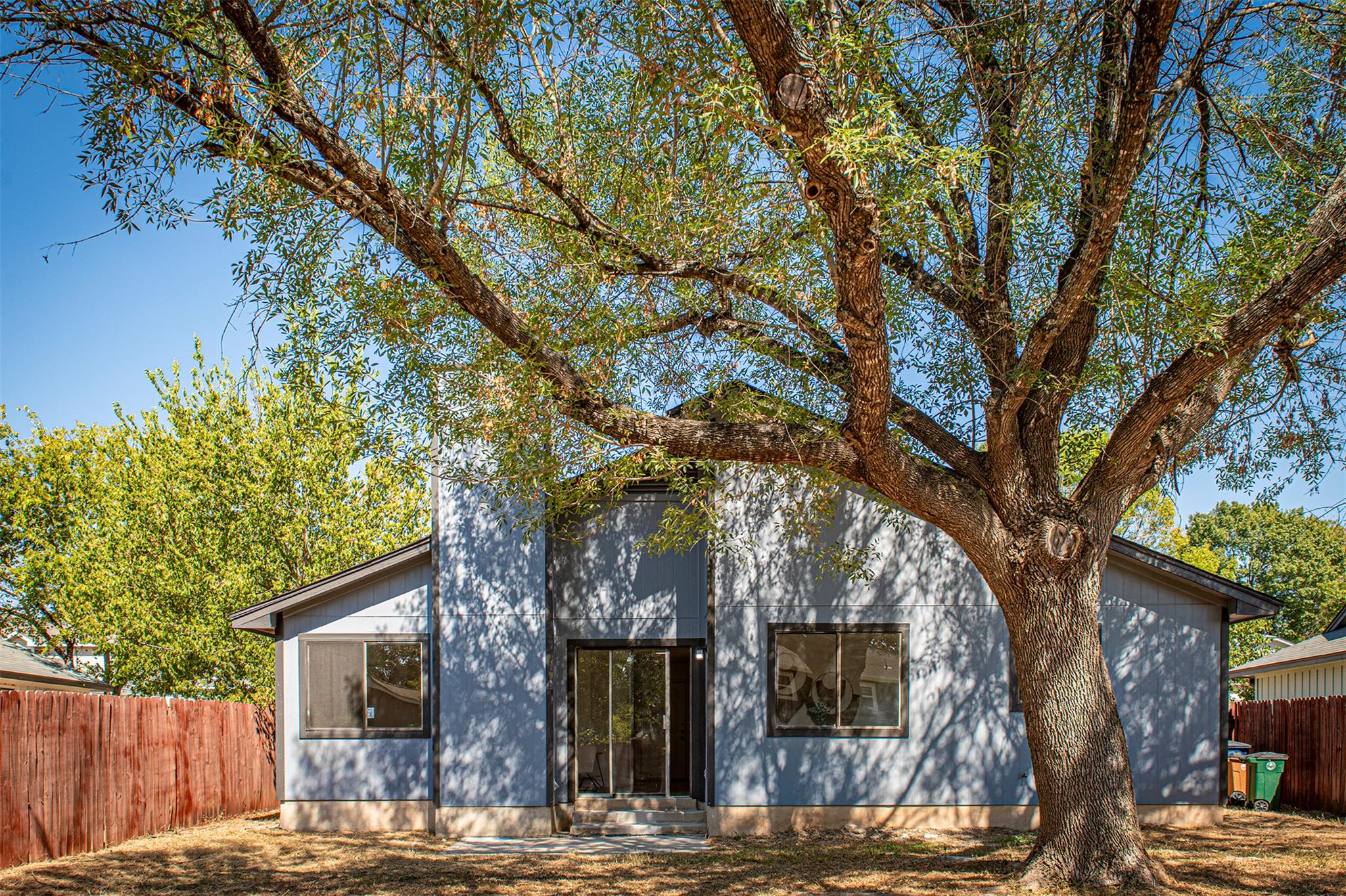 1305 Dominique Dr, Austin, TX 78753