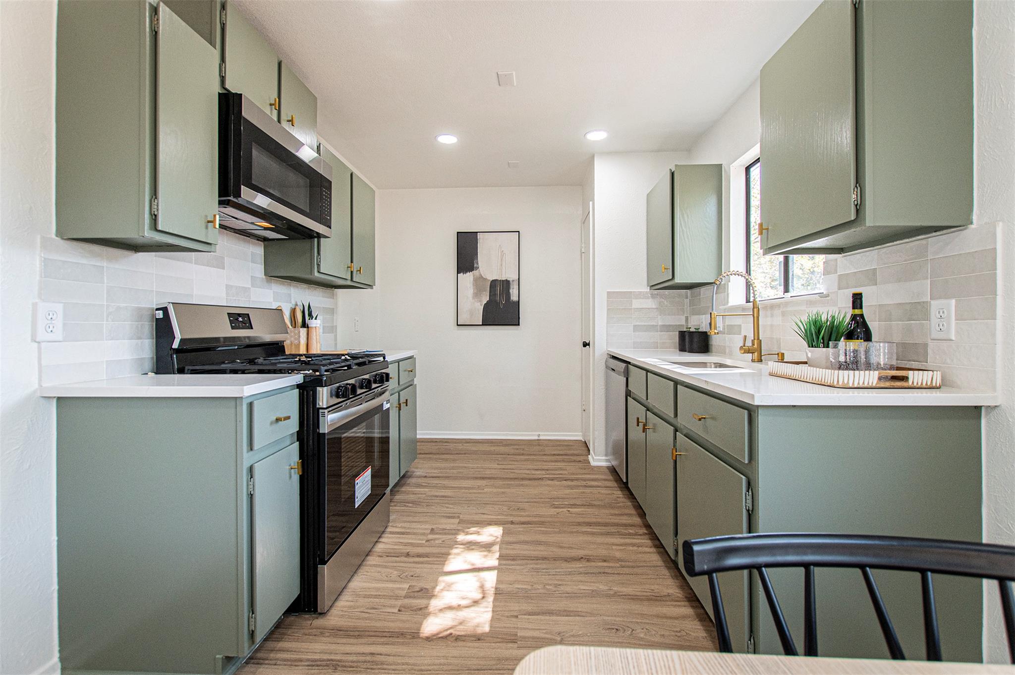 1305 Dominique Dr, Austin, TX 78753