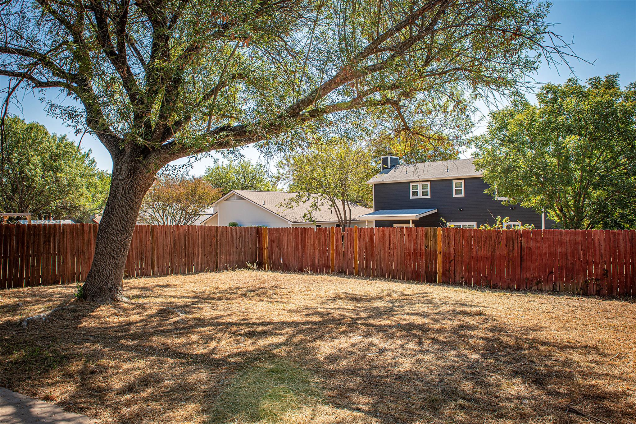 1305 Dominique Dr, Austin, TX 78753
