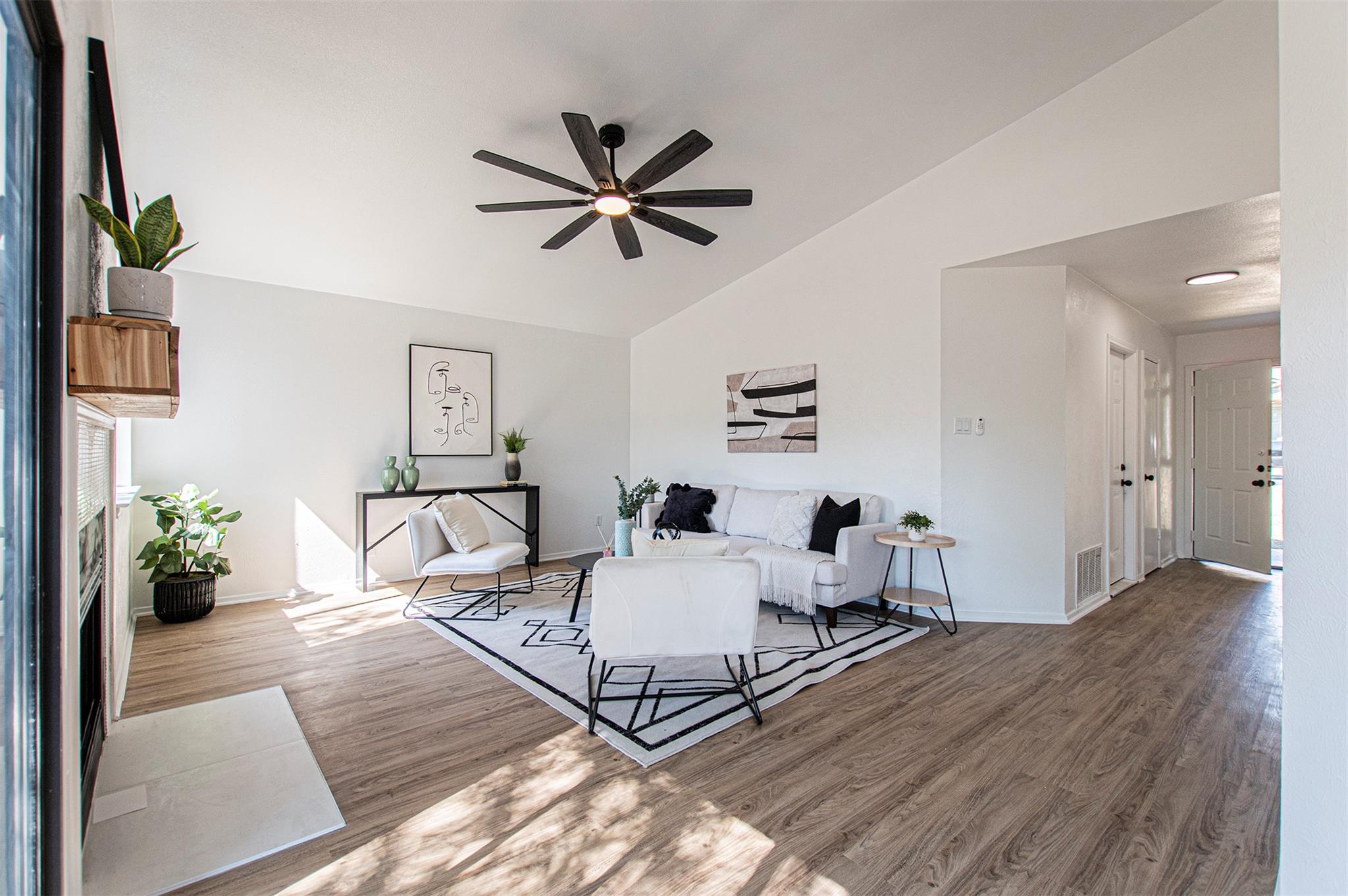 1305 Dominique Dr, Austin, TX 78753