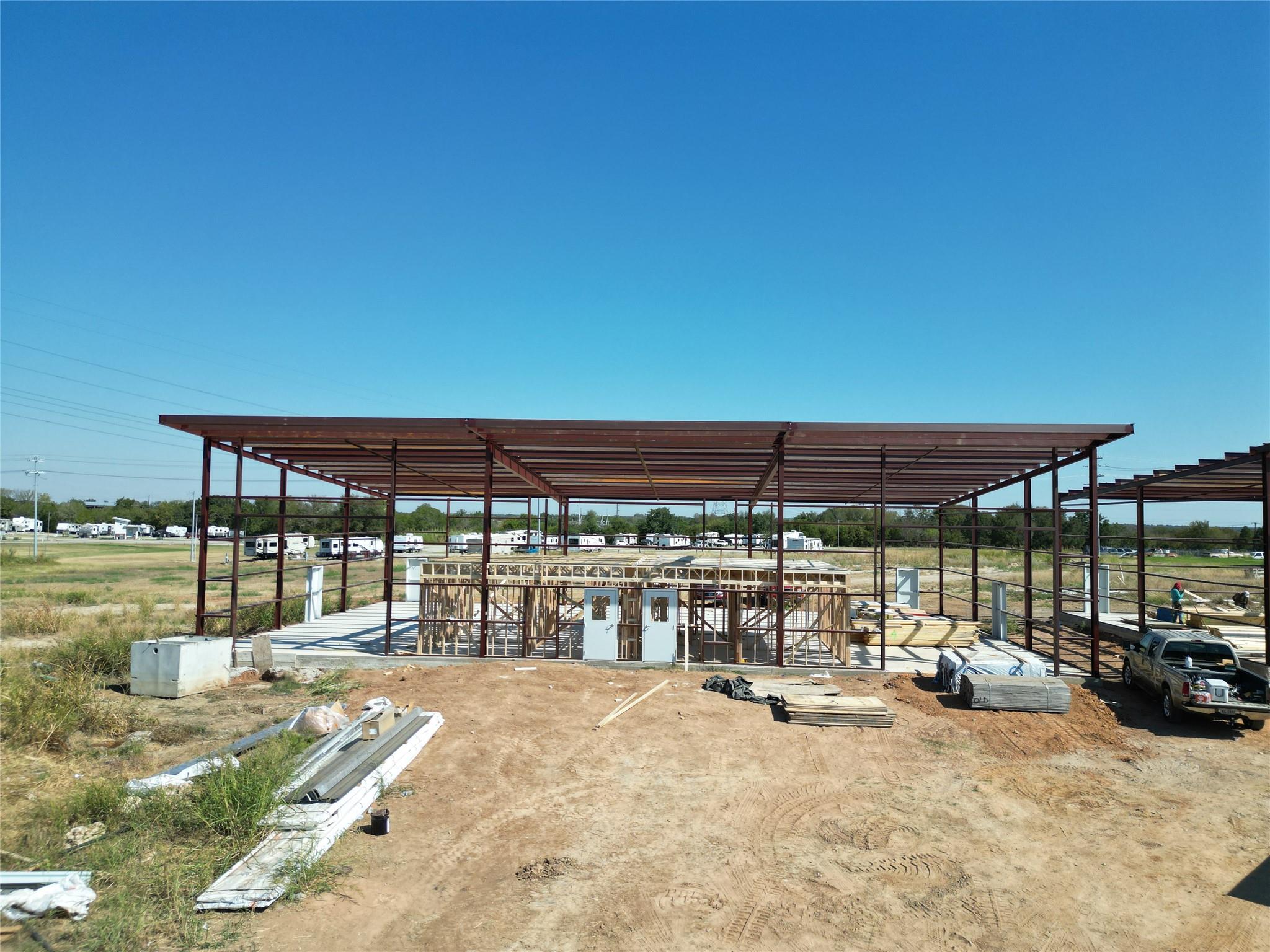 450 US-290 Highway, Elgin, TX 78621