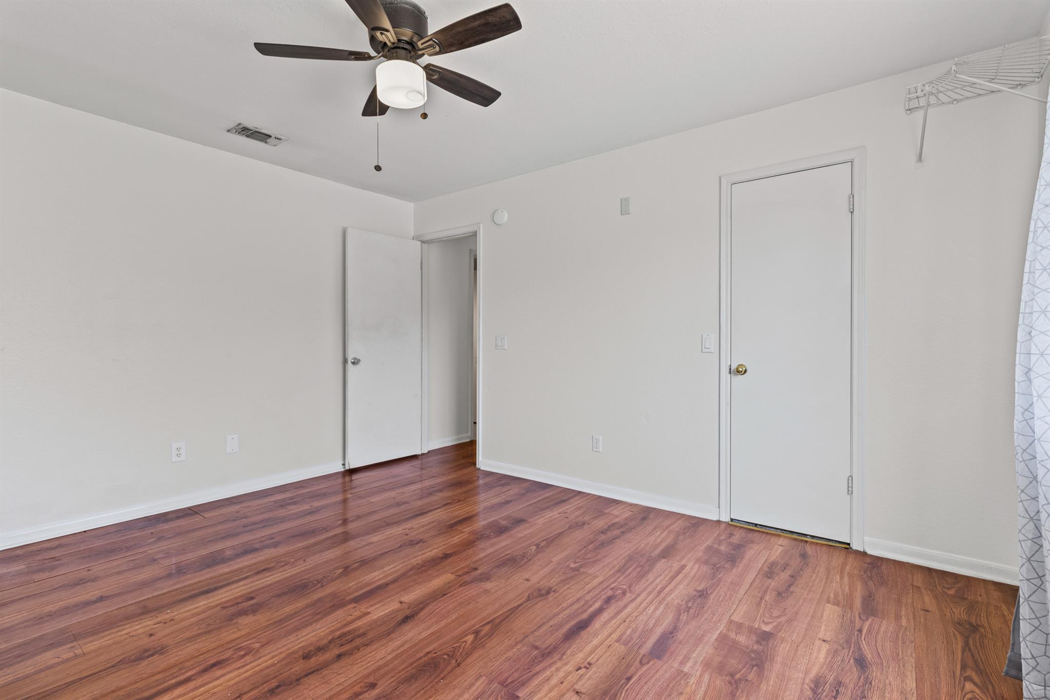 1910 Ireland Dr, Leander, TX 78641