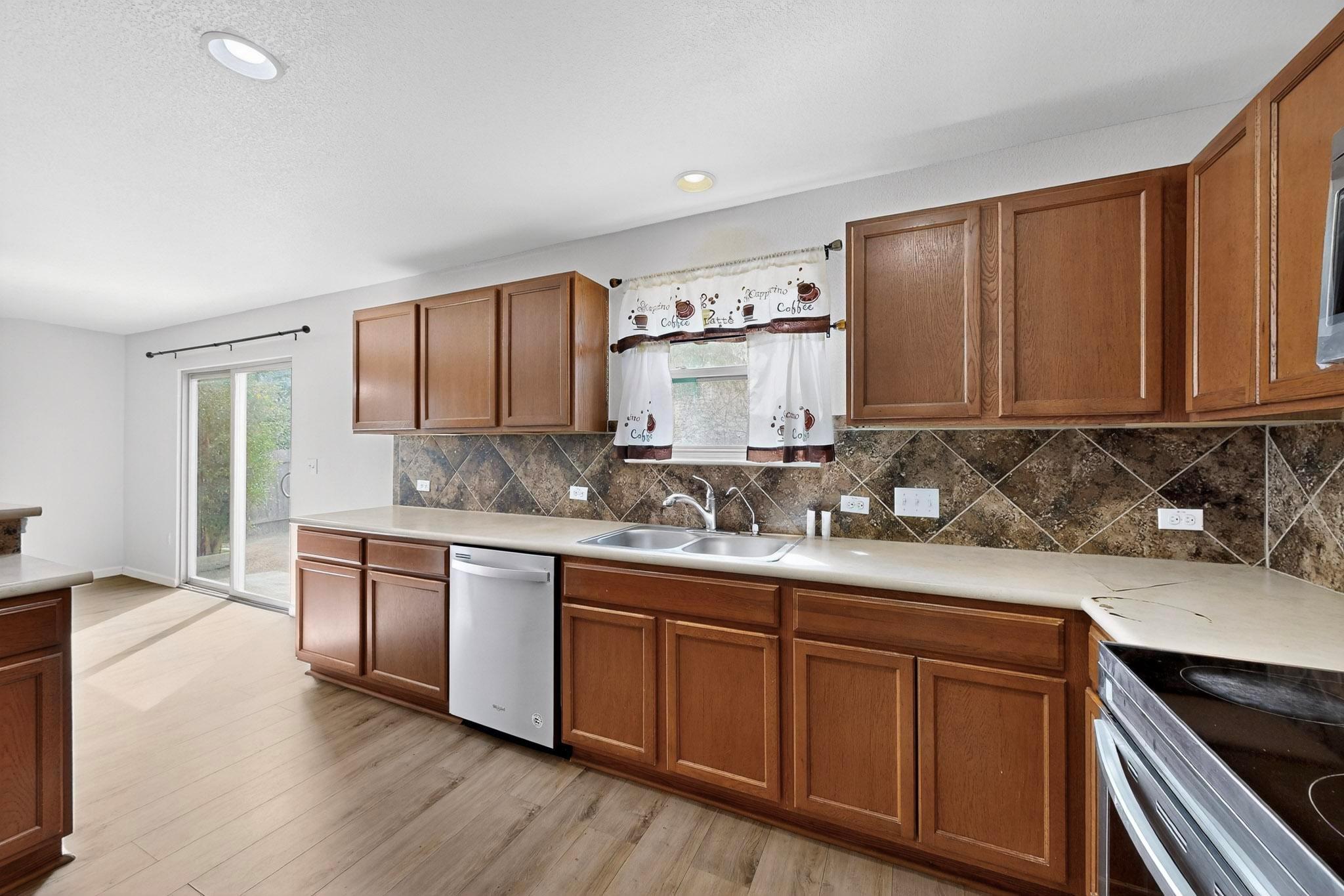 6609 Garden Rose Path, Austin, TX 78754